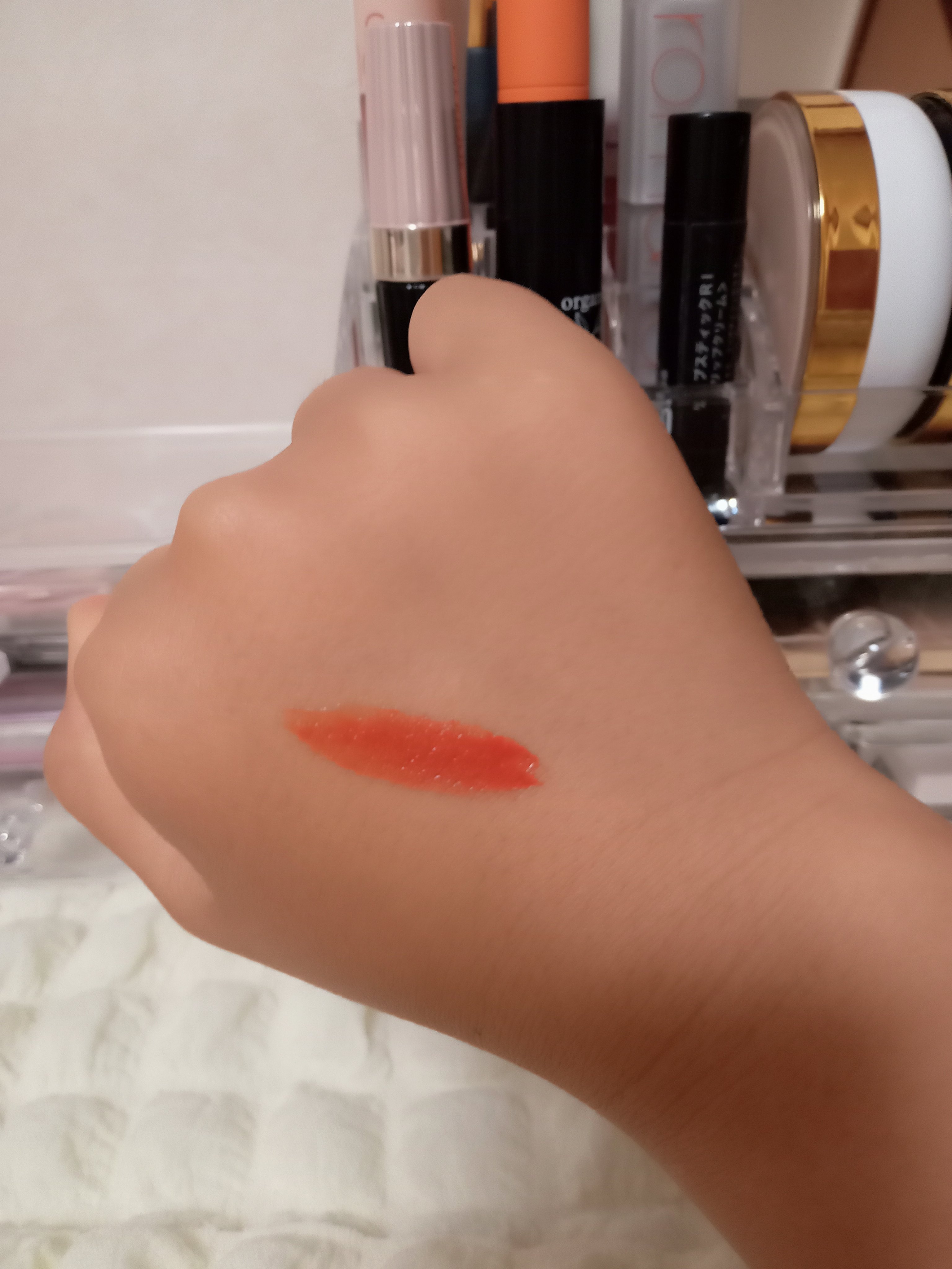  ワンダー リップティント オレンジブロッサム(ORANGE BLOSSOM)/U/CHOO/リップティントを使ったクチコミ（2枚目）