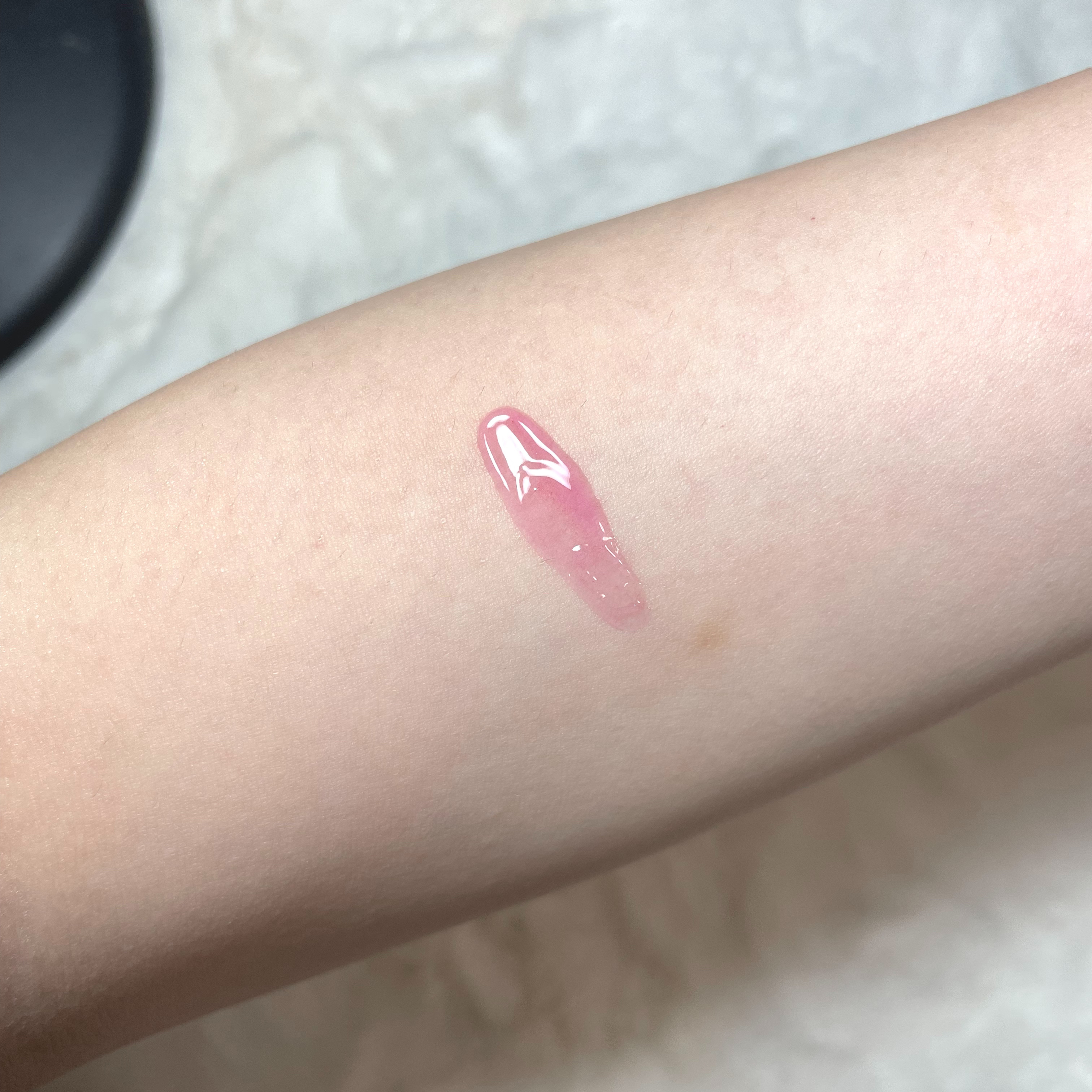 マジックエリクサーリップグロス/SHEGLAM/リップグロスを使ったクチコミ（2枚目）