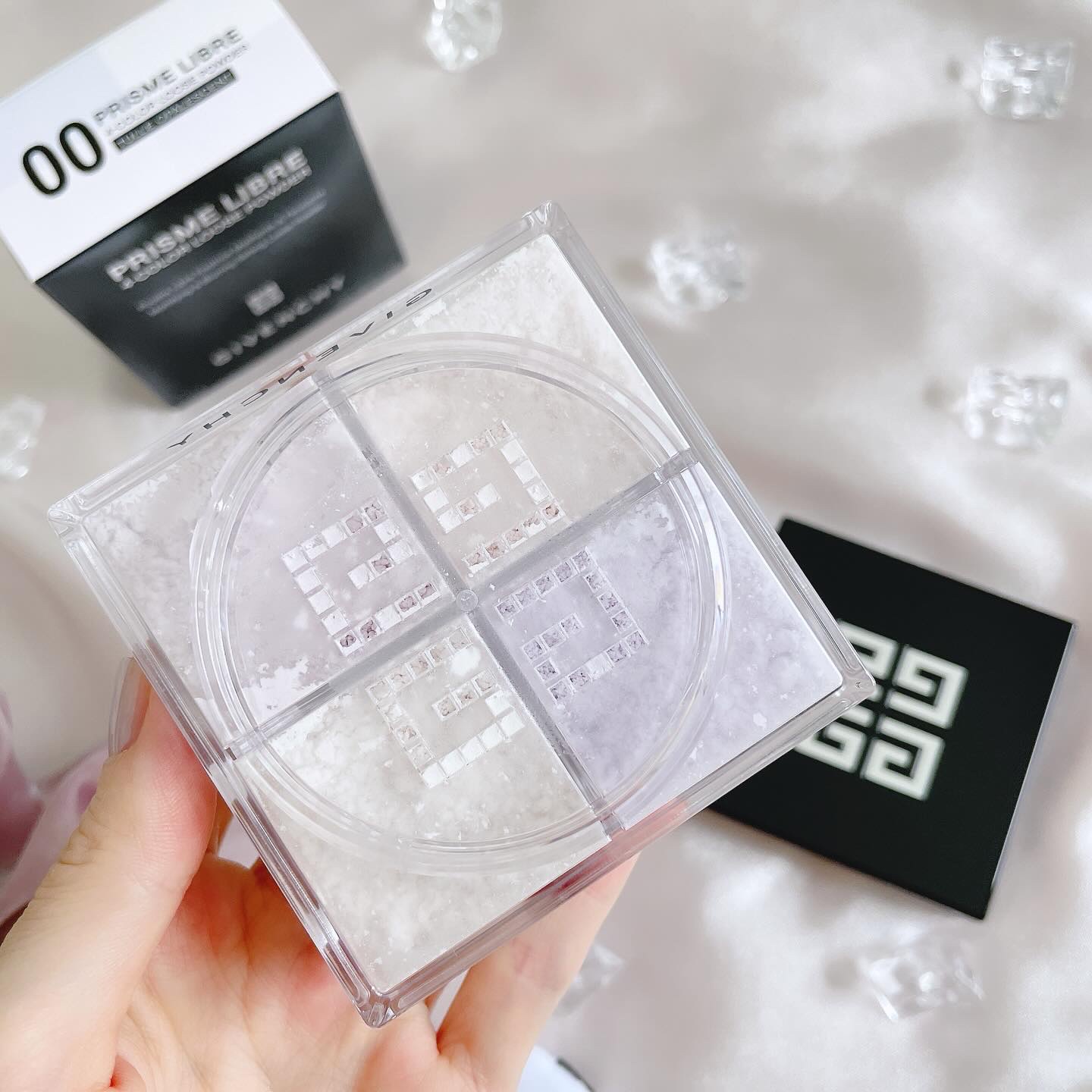 プリズム・リーブル/GIVENCHY/ルースパウダーを使ったクチコミ（2枚目）