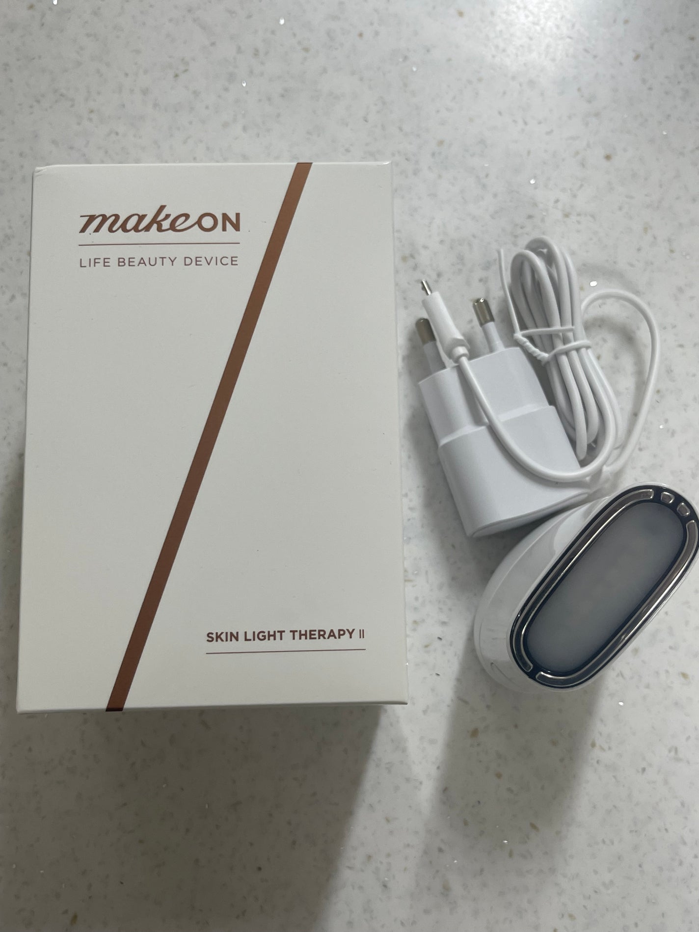 スキンライトセラピーII/Makeon/美顔器・マッサージを使ったクチコミ(1枚目)