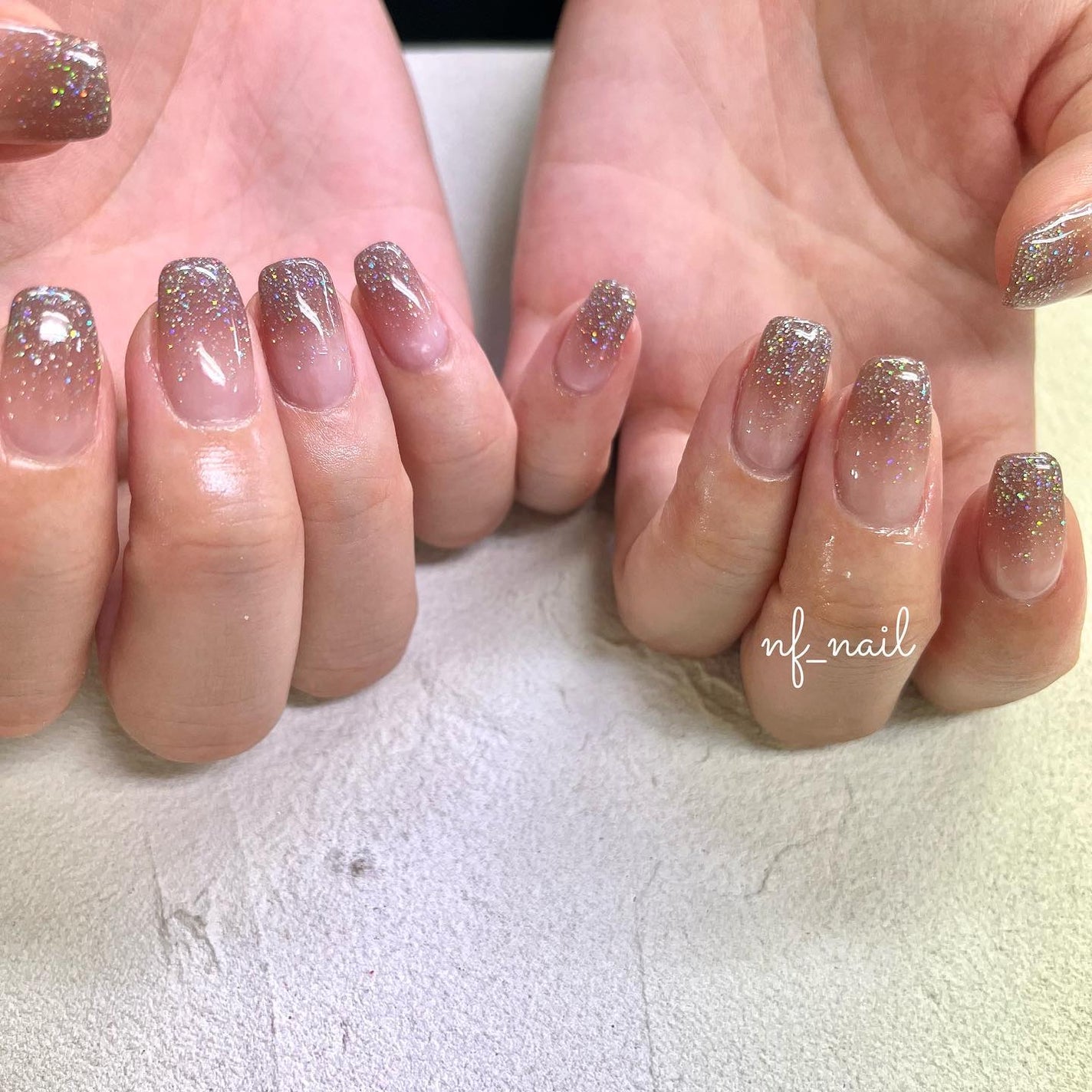 Natsumi◎nailist on LIPS 「くすみブラウンとオーロララメのグラデーション🦄..#ネイル#ネ..」(1枚目)