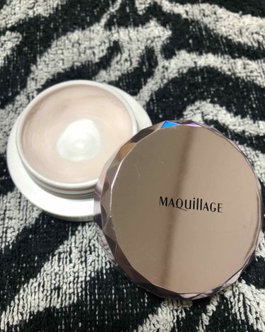 マキアージュ ポア パーフェクトカバーのクチコミ「Maquillage ポアパーフェクトカバー

スキンケアの後に1番に使うのがこれ！！
鼻にち.....」（2枚目）