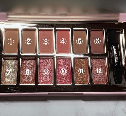 バレンタインボックス3ローズモーメント/VAVI MELLO/アイシャドウパレットを使ったクチコミ(2枚目)