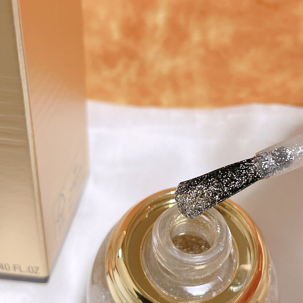 ディオリフィック グリッター トップ コート 001 ブトン ドール/Dior/ネイルトップコートを使ったクチコミ（2枚目）