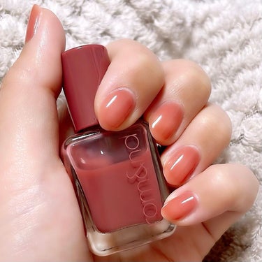 rom&nd ムードペブルネイル
02 ROSY SYRUP（ロージーシロップ）

ロムアンドのネイルポリッシュ💅
初めて買ってみましたー！
ちなみにLIPSで買いました🤗

最近シアー感のあるマニキュ