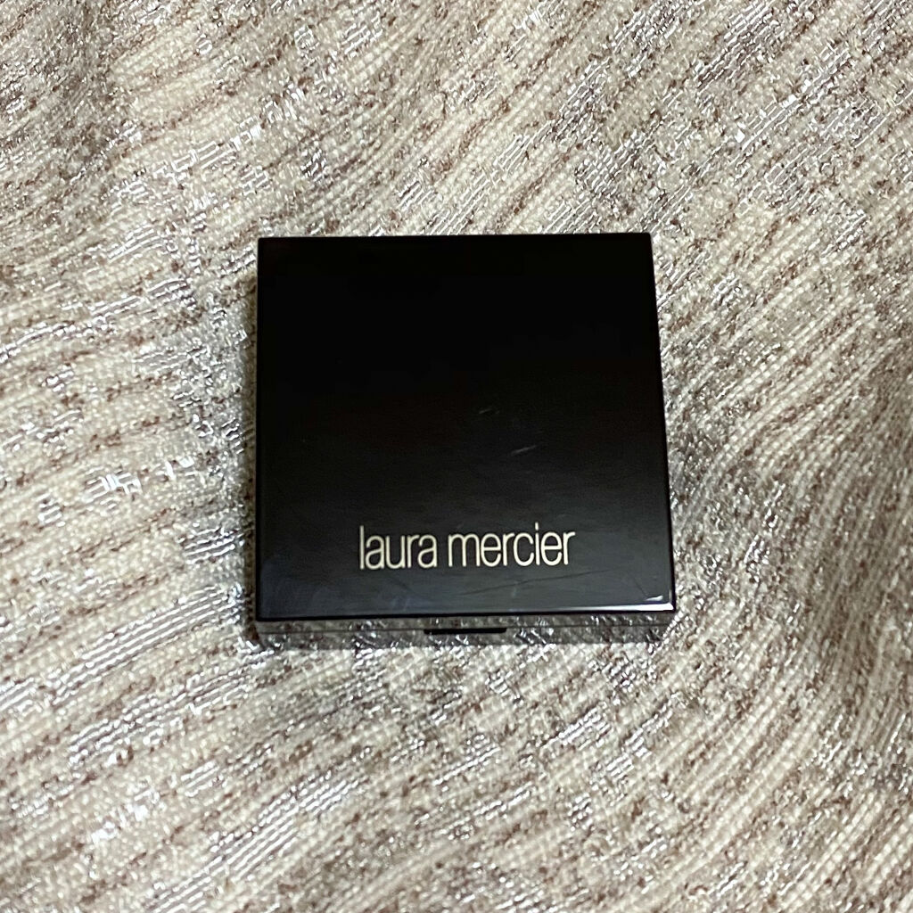 シークレット ブラーリング パウダー フォー アンダー アイズ/ローラ メルシエ/プレストパウダーを使ったクチコミ（3枚目）