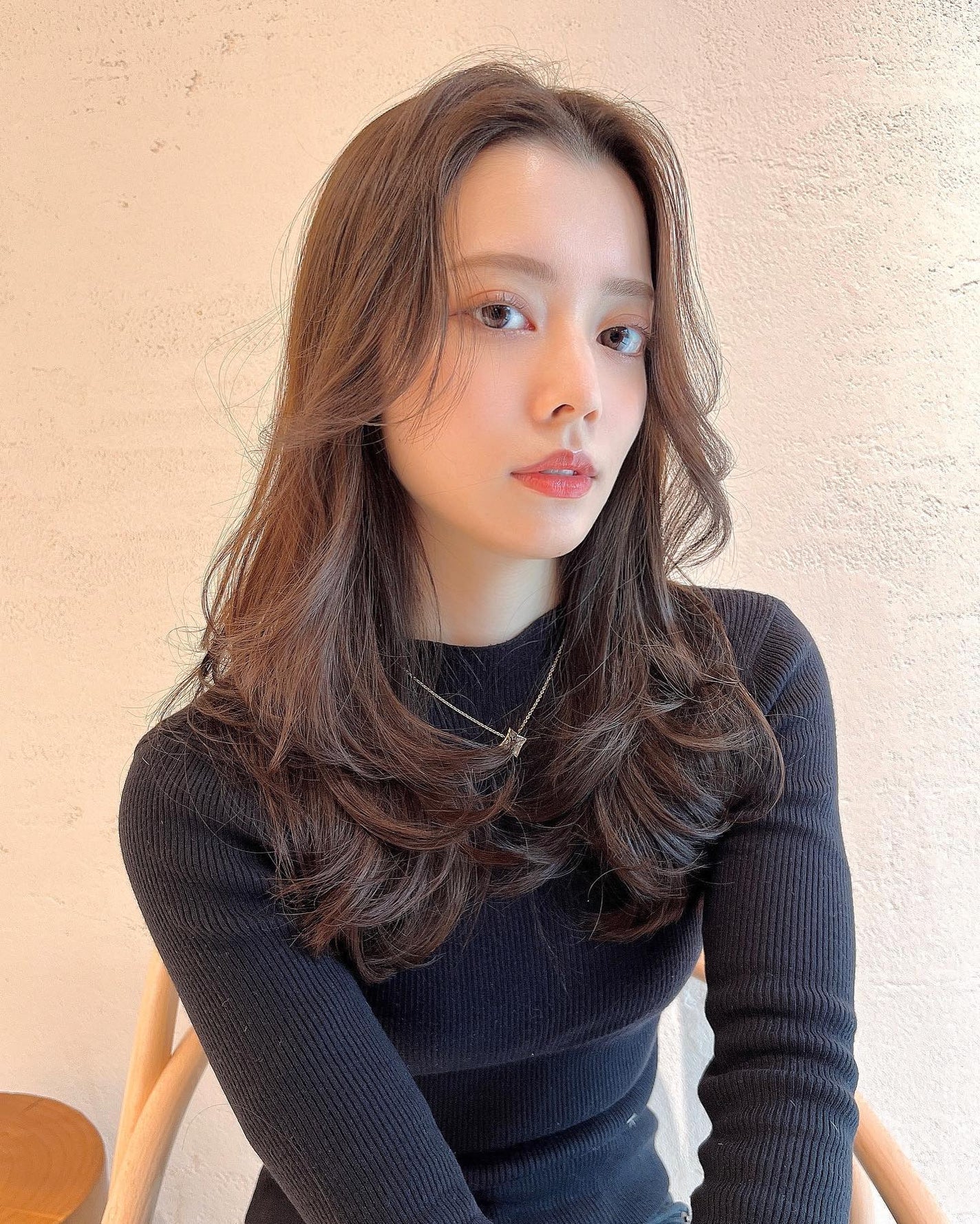 HARUNA on LIPS 「巻き方で変わる‼️色んな巻き方を楽しめます♪.🙋🏼♀️私の載..」(3枚目)