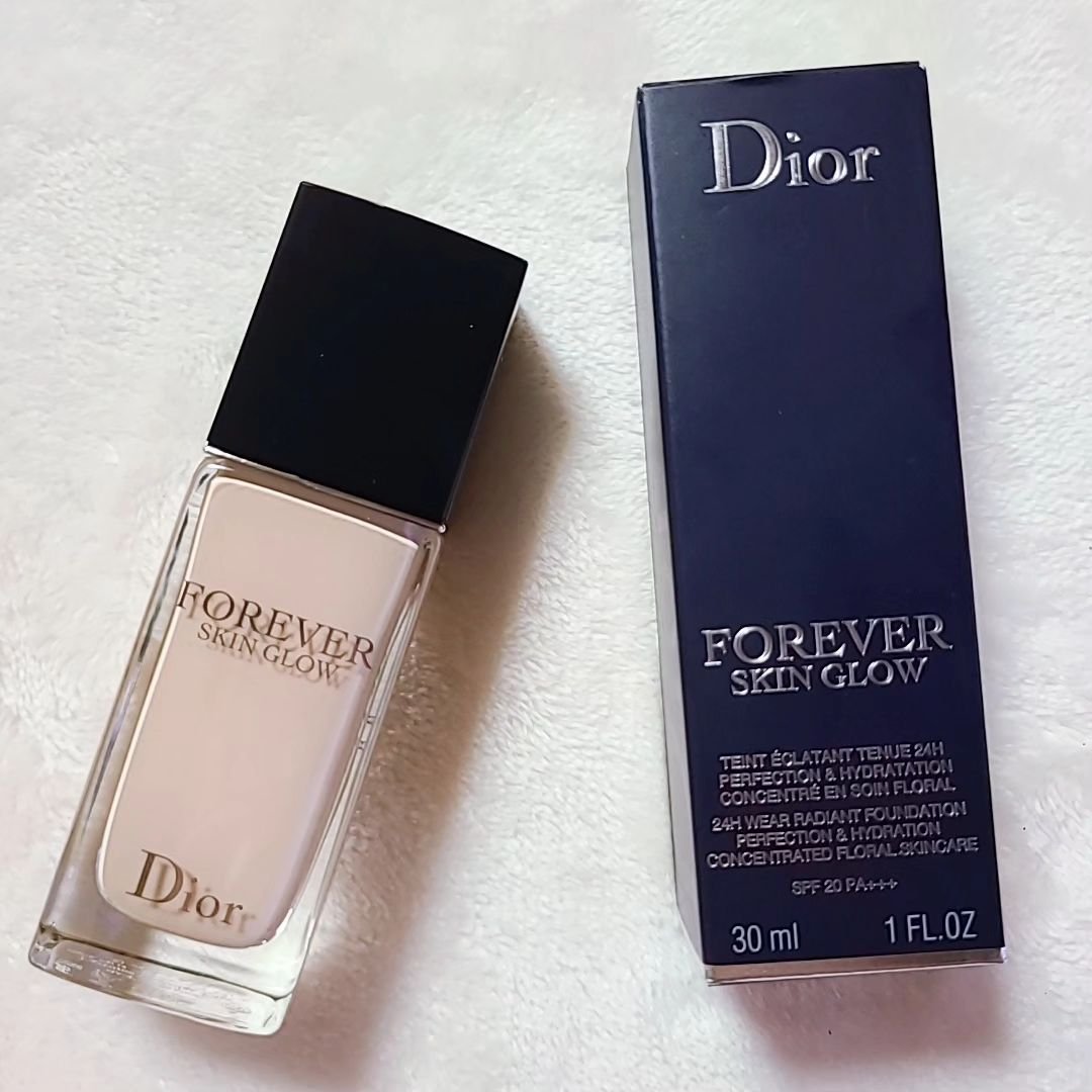 ディオールスキン フォーエヴァー フルイド グロウ/Dior/リキッドファンデーションを使ったクチコミ（3枚目）
