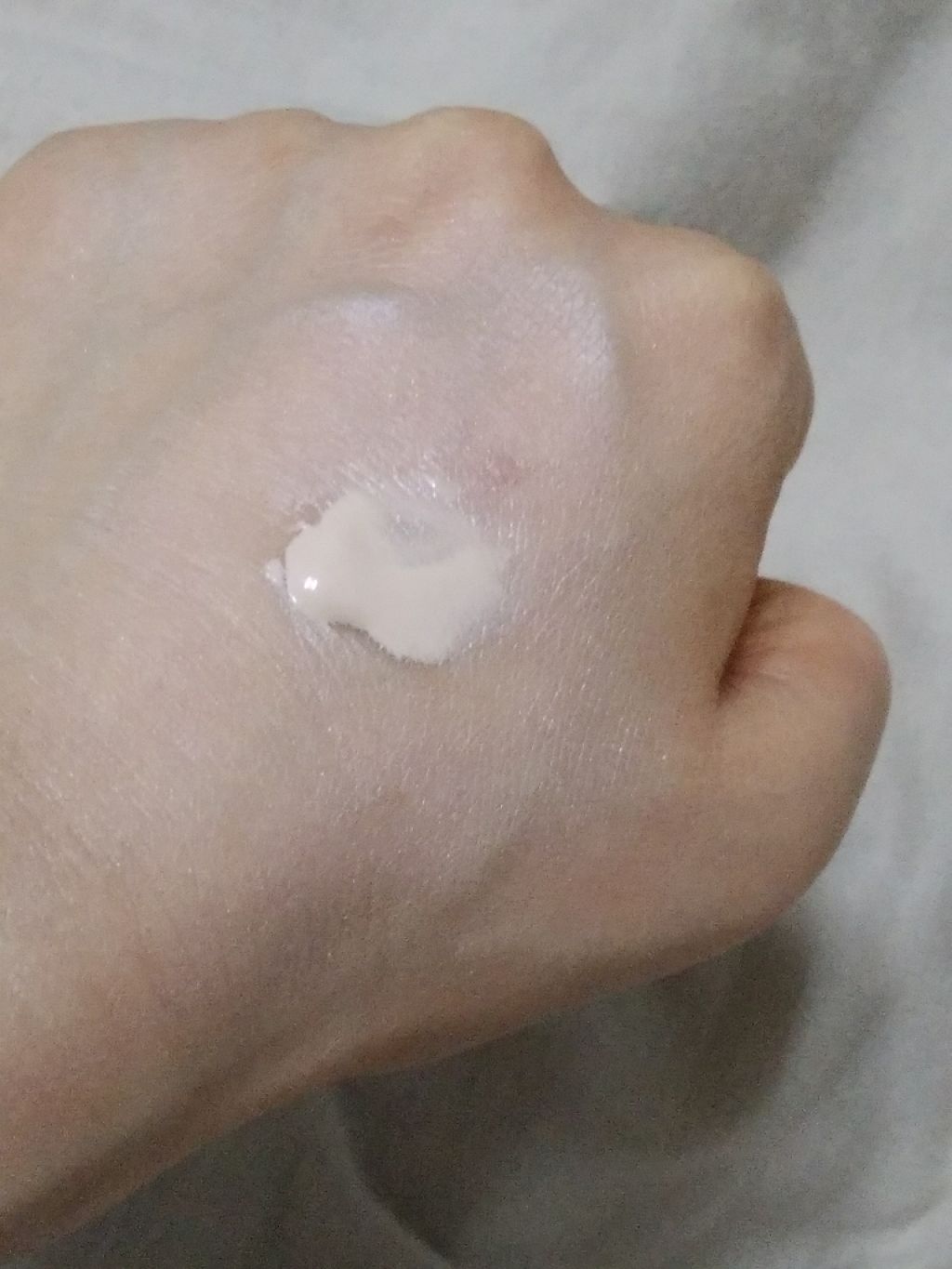 ラトゥー エクラ ファンデーション プライマー N/PAUL & JOE BEAUTE/化粧下地を使ったクチコミ（2枚目）