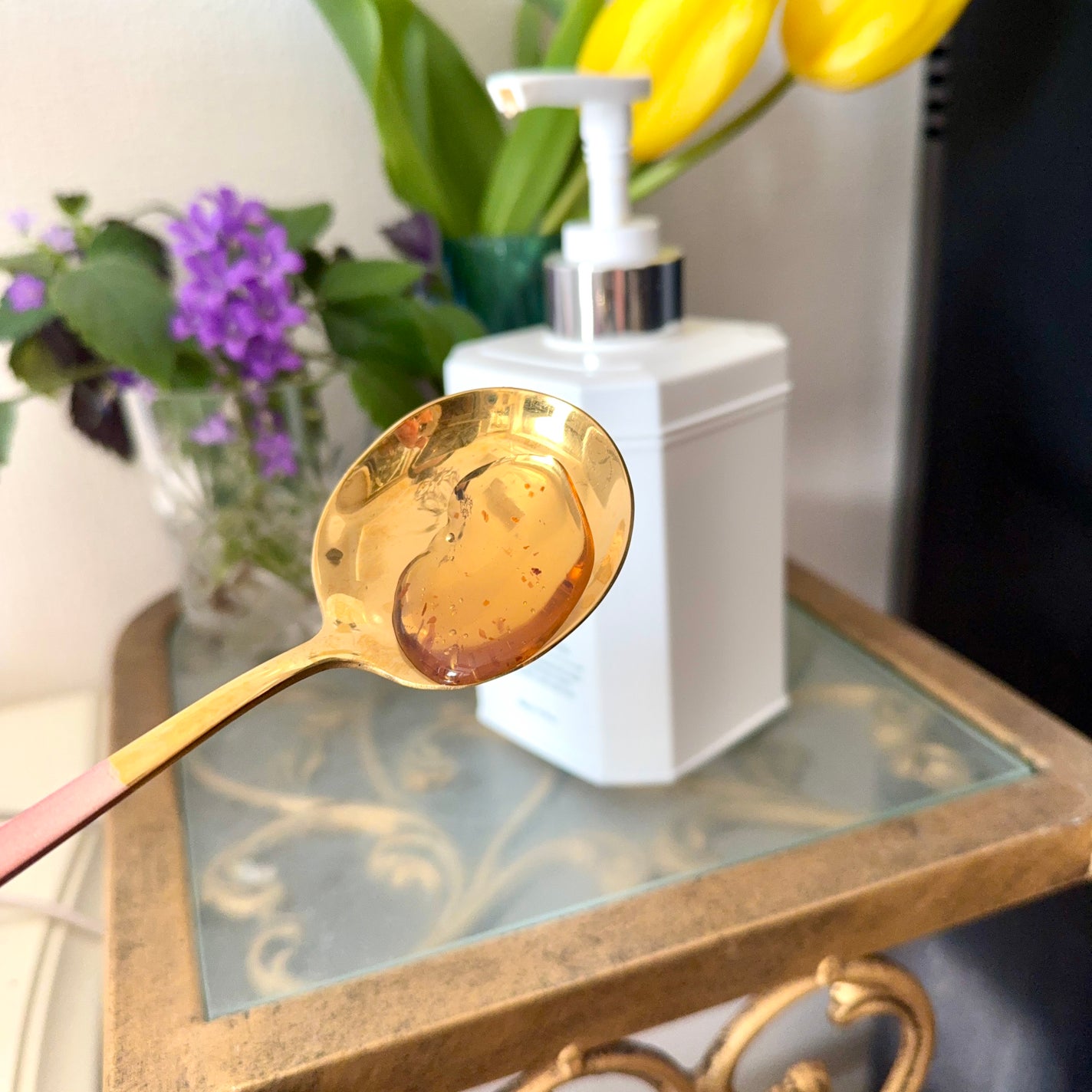 パフュームボディローション リリィムスクホワイトティー/TEABLESS/ボディローションを使ったクチコミ(2枚目)