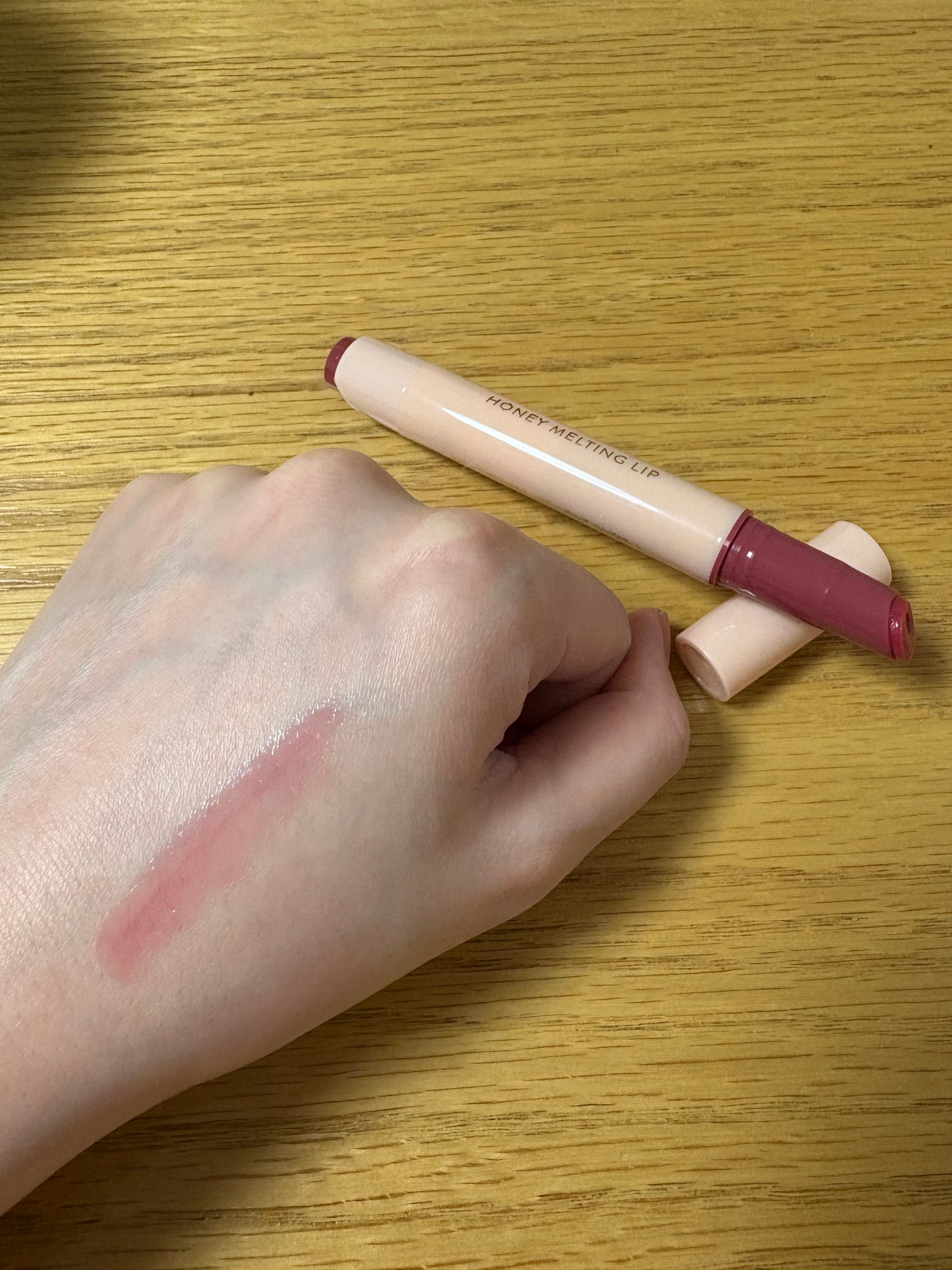 yuu フォロバ100   on LIPS 「ネイチャーリパブリック ハニーメルティングリップ ベリーヨーグ..」(4枚目)