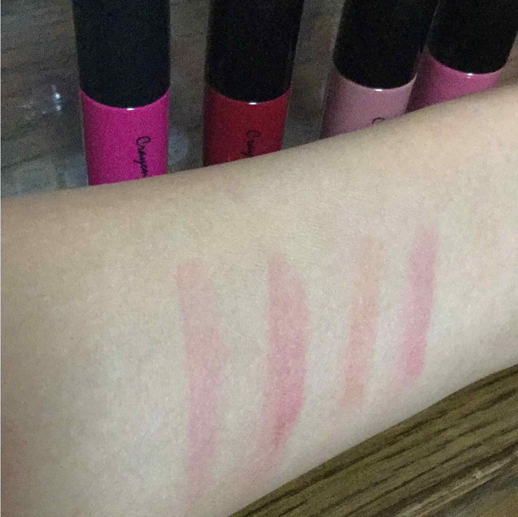 ベルベットリキッドルージュ/crayontouch-me/口紅を使ったクチコミ（3枚目）