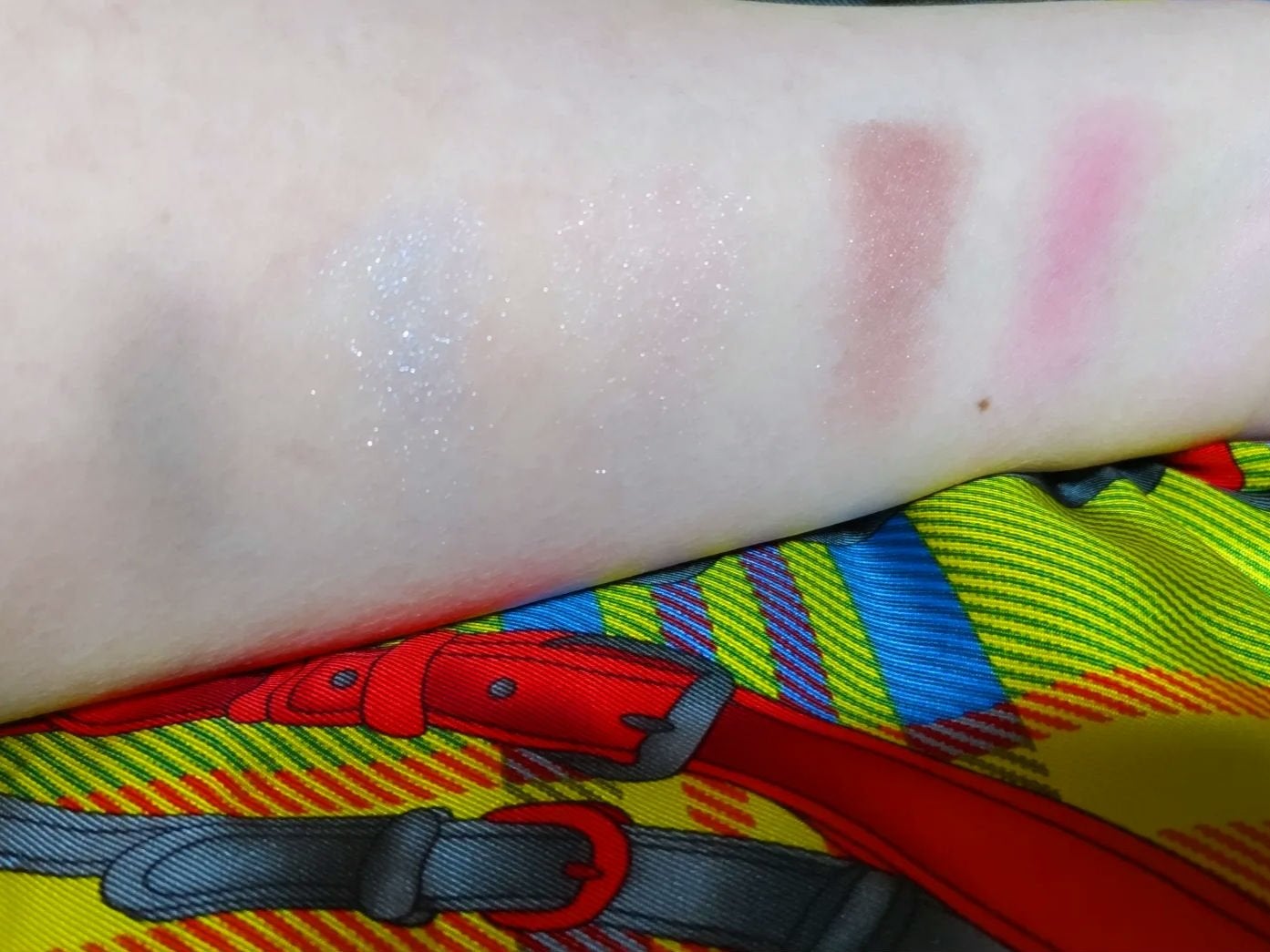 コンスピキュアス アイ&チークカラーパレット リミテッドコレクション b/Amplitude/アイシャドウパレットを使ったクチコミ(5枚目)