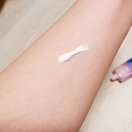 ニベアUV ディープ プロテクト&ケア トーンアップ エッセンス/ニベア/日焼け止めローションを使ったクチコミ(2枚目)