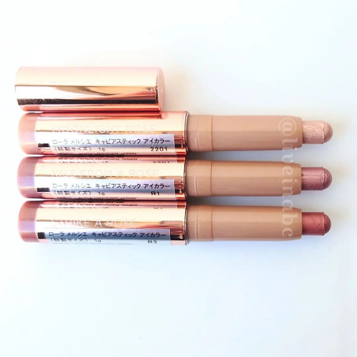 キャビアスティック アイカラー/ローラ メルシエ/スティックアイシャドウを使ったクチコミ（2枚目）