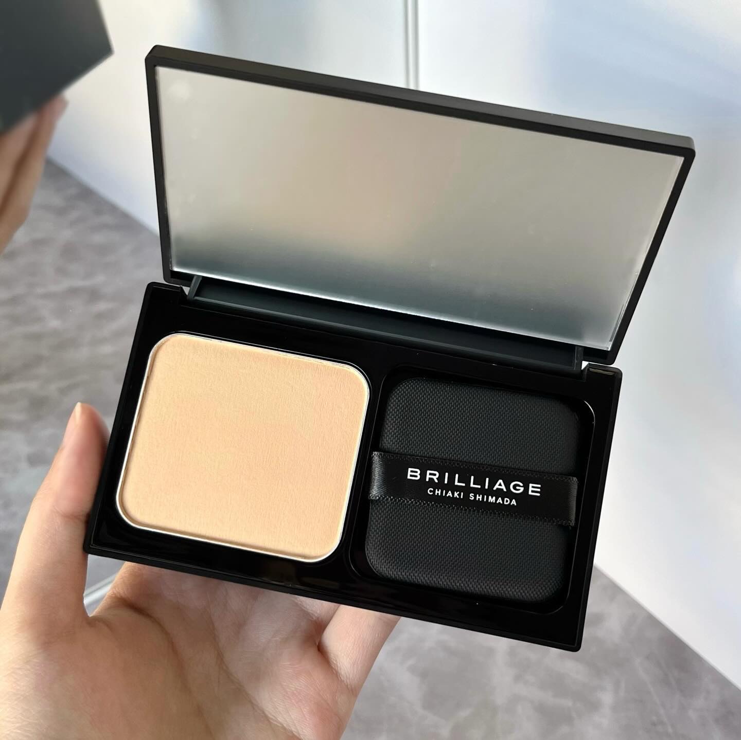 パウダリーファンデーション レジェンダリー グロウ/ブリリアージュ/パウダーファンデーションを使ったクチコミ（1枚目）