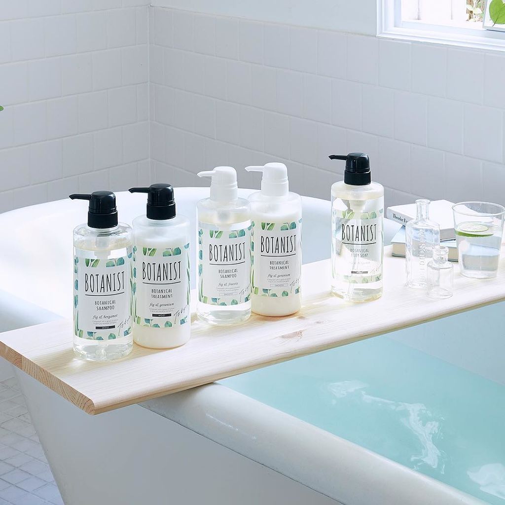 BOTANISTボタニカルトリートメントモイスト（限定ラベル/フィグ＆ベルガモットの香り)/BOTANIST/洗い流すヘアトリートメントを使ったクチコミ（2枚目）