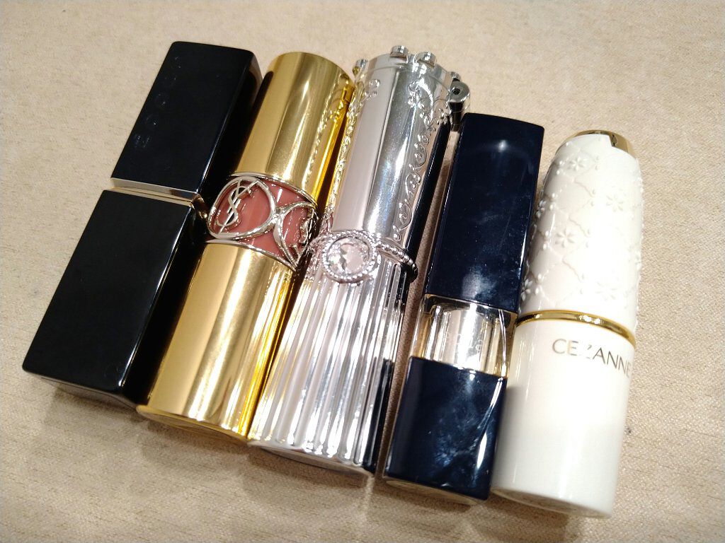 ルージュ ヴォリュプテ シャイン/YVES SAINT LAURENT BEAUTE/口紅を使ったクチコミ（2枚目）