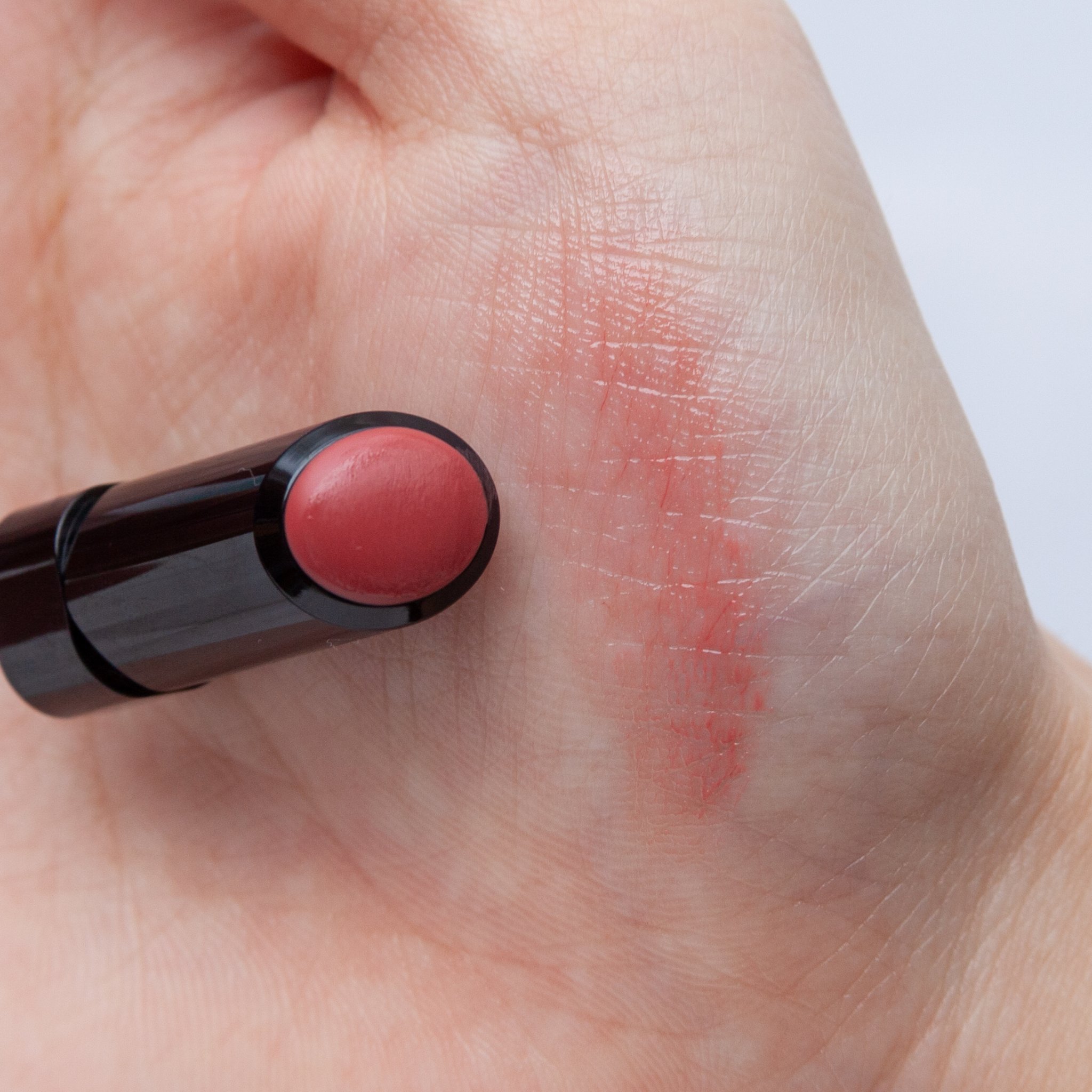 ルージュスターヴァイブラント/KANEBO/口紅を使ったクチコミ（2枚目）