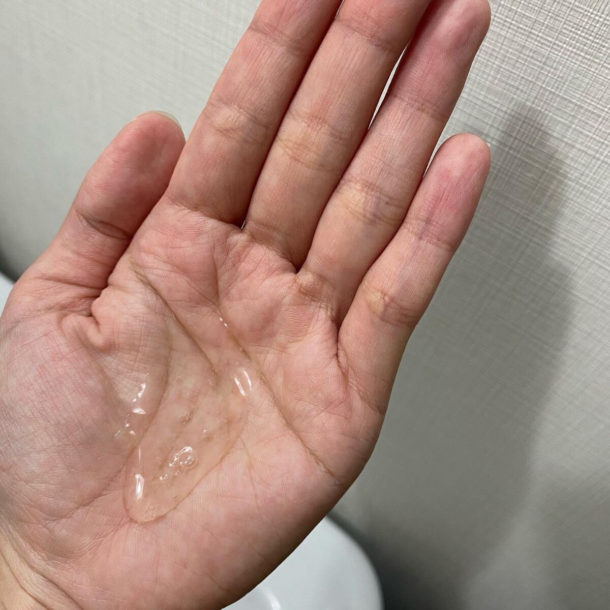 カームナイトリペアシャンプー／トリートメント/YOLU/市販シャンプーを使ったクチコミ（2枚目）