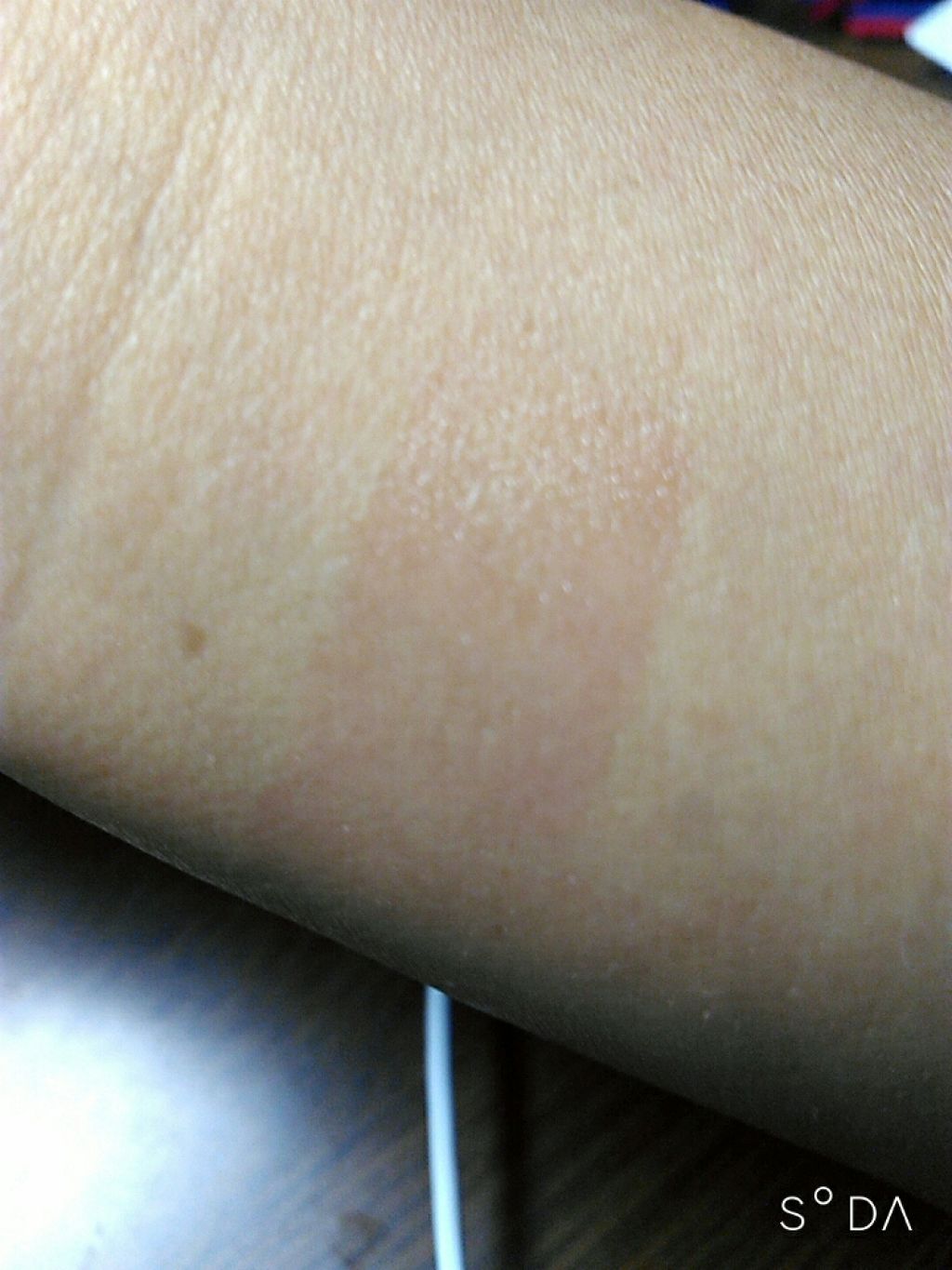 リップケアティント/DHC/リップクリームを使ったクチコミ（3枚目）