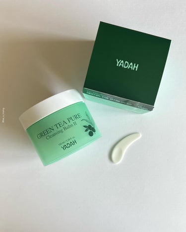 YADAH グリーンティーピュアクレンジングバームⅡのクチコミ「優しさと、滑らかさと、心強さと🍃🫒
　　
済州島の緑茶パウダーとオリーブオイルが
メイクや毛穴.....」（2枚目）