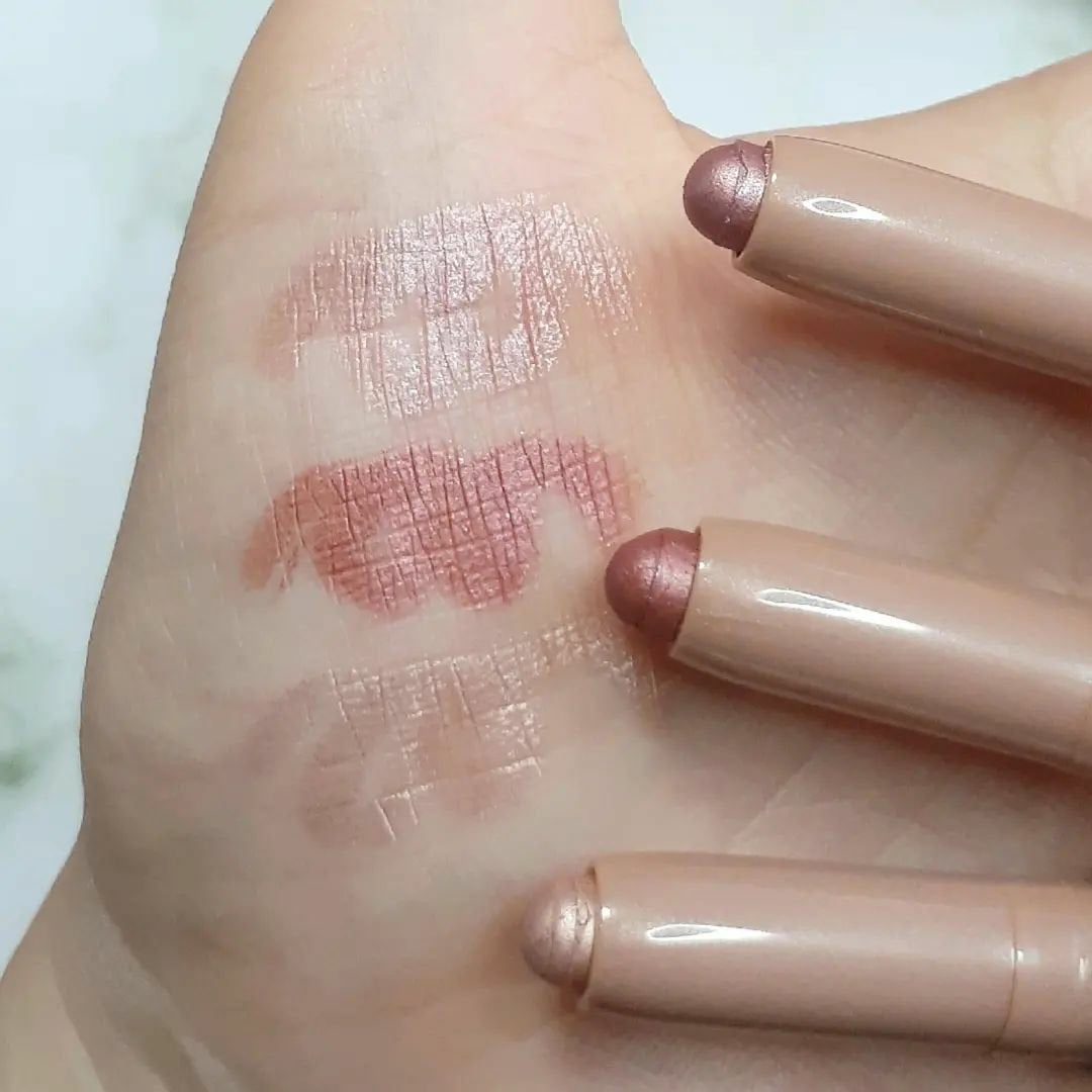 ザ ギフト オブ ア ローズ キャビアスティック トリオ/ローラ メルシエ/メイクアップキットを使ったクチコミ(5枚目)