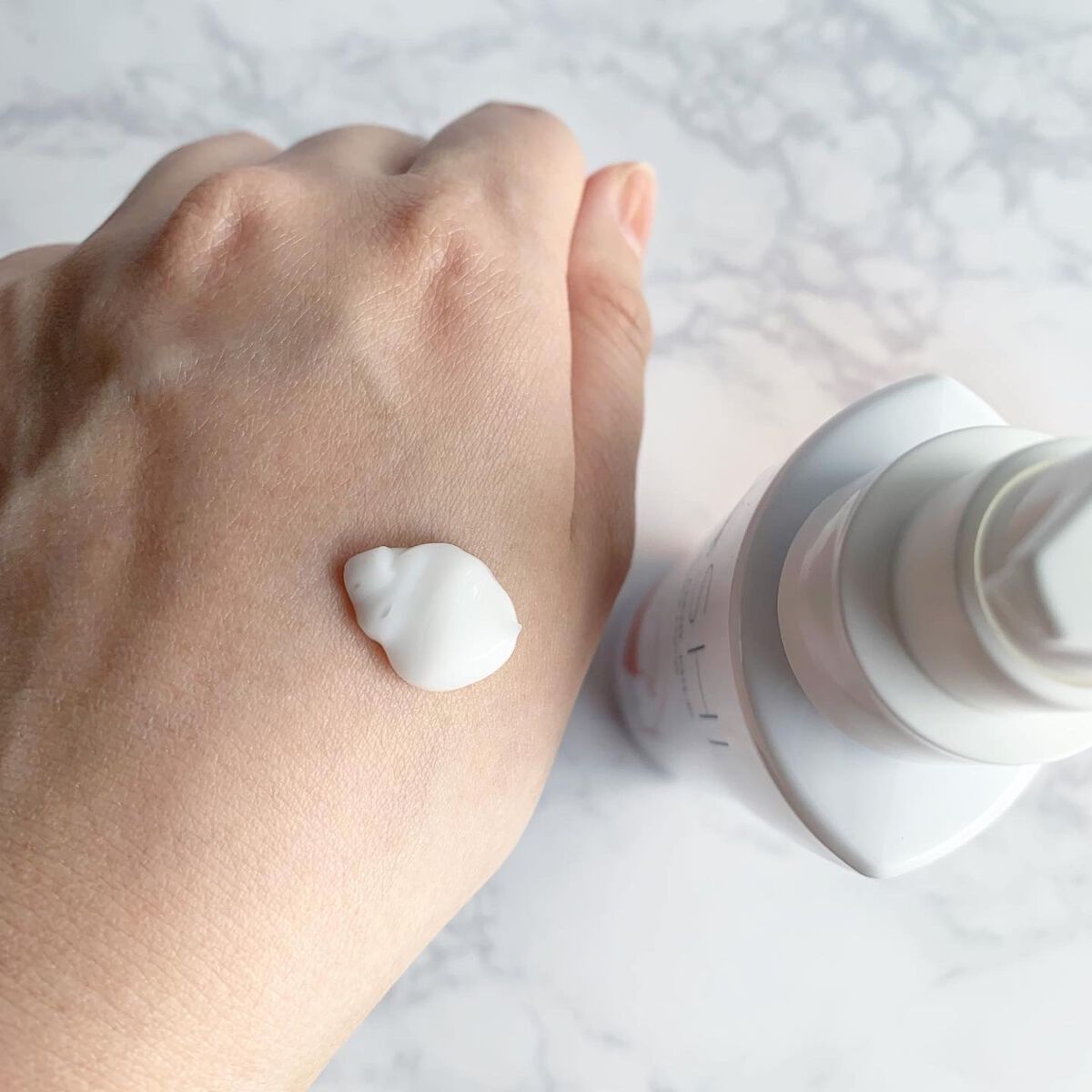 イッシ ザ ヘアミルク シルキーモイスト( ピュアフラワーブーケ)/ISSHI/アウトバストリートメントを使ったクチコミ(4枚目)