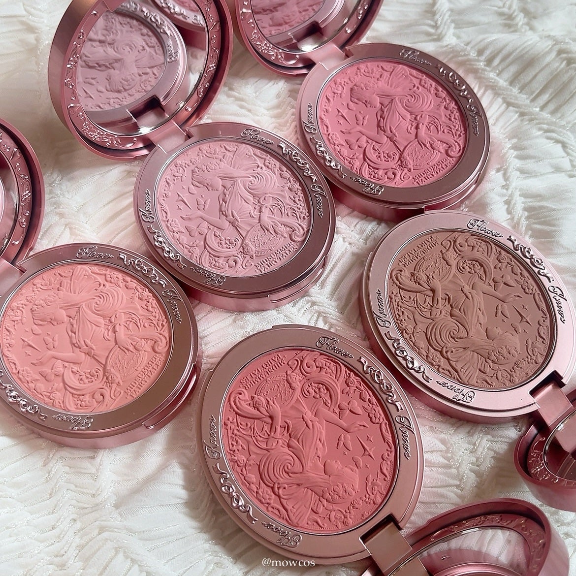 ミッドサマーフェアリーテイルズ コレクション ベルベットチークブラッシュ/FlowerKnows/パウダーチークを使ったクチコミ(2枚目)