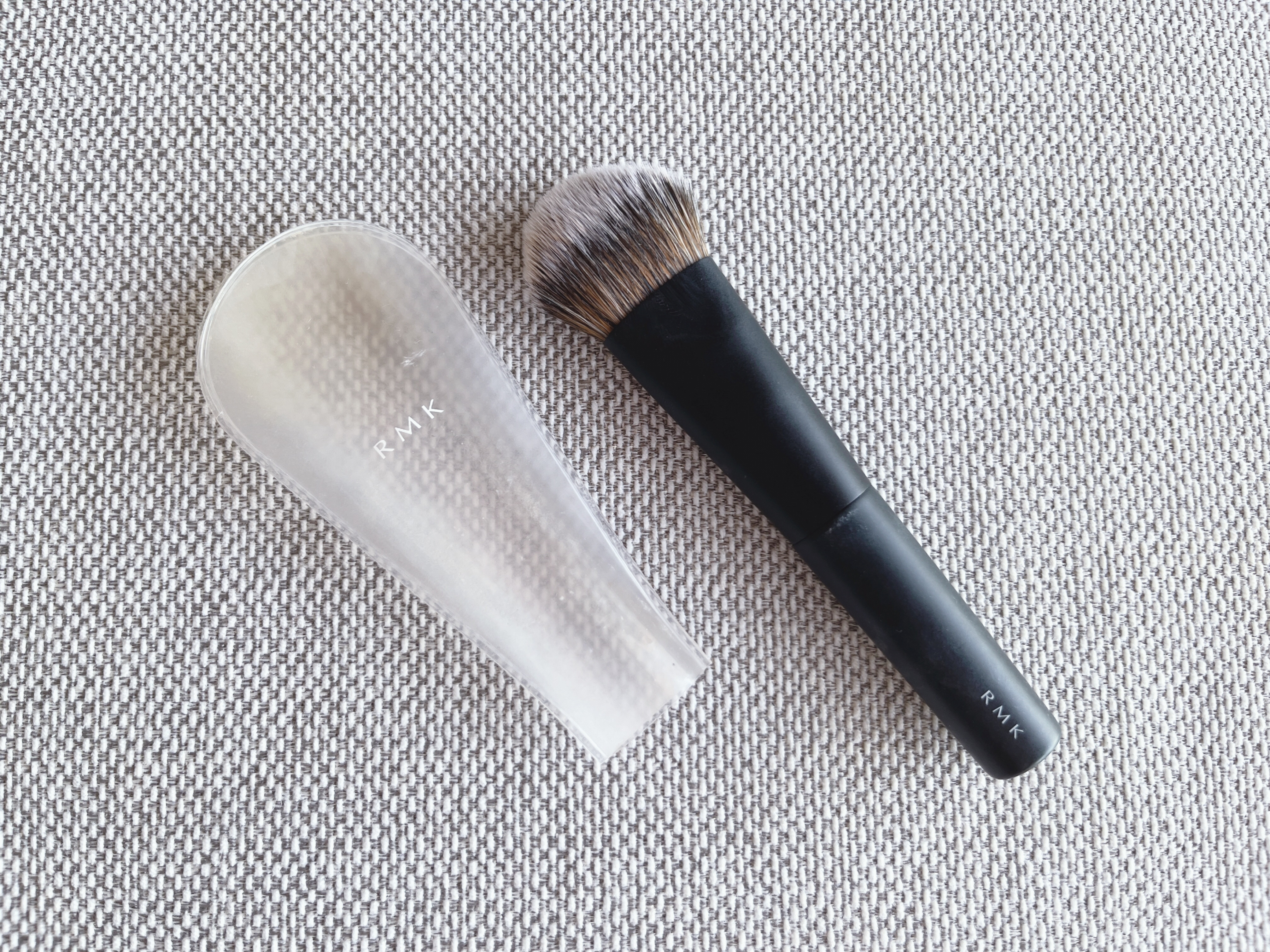 ファンデーションブラシ N/RMK/メイクブラシを使ったクチコミ（2枚目）