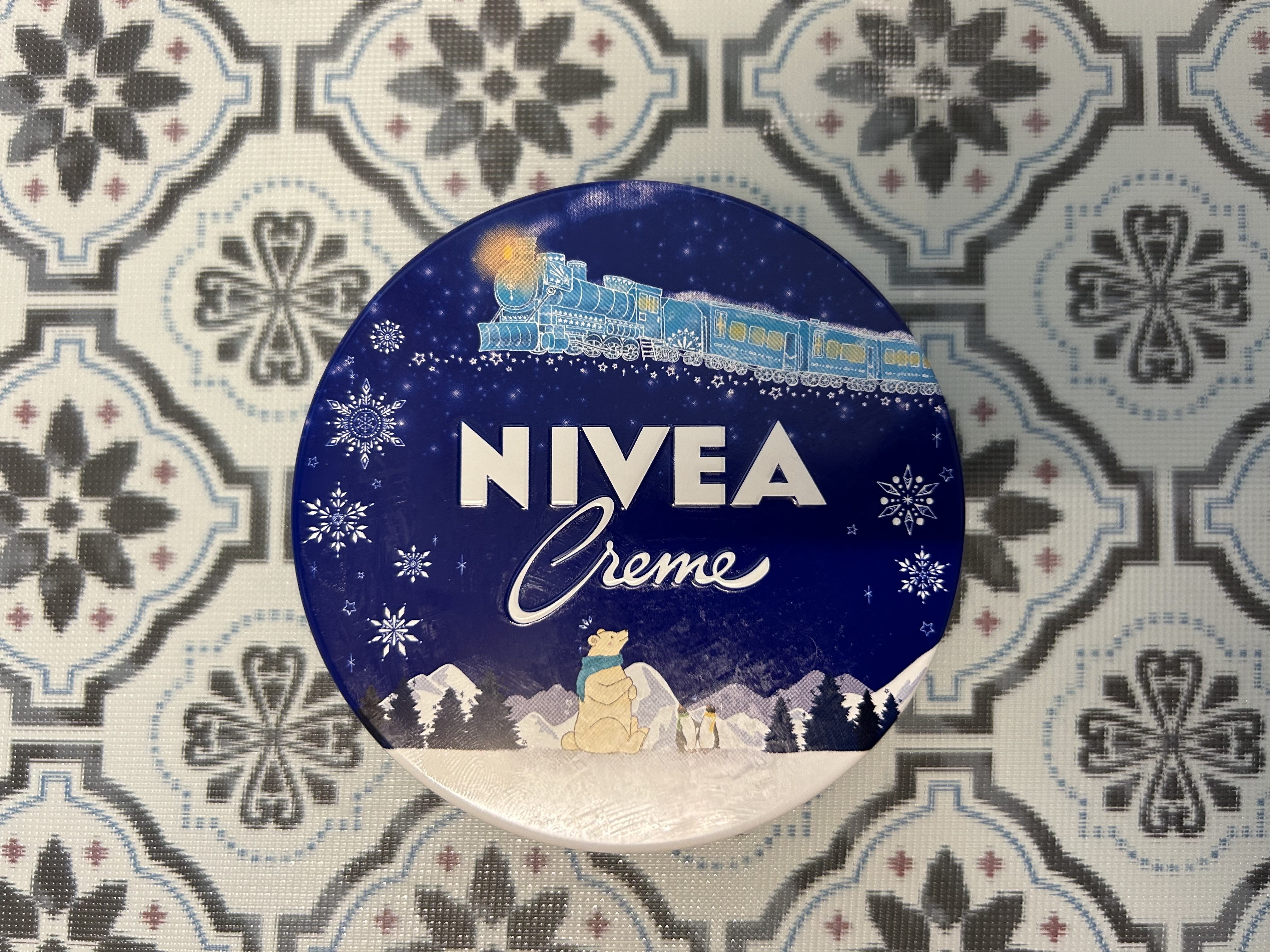 ニベアクリーム 限定デザイン 缶(生産終了）/ニベア/ボディクリームを使ったクチコミ（3枚目）