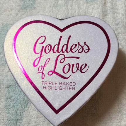 ハートハイライター ゴッデス オブ ラブ/MAKEUP REVOLUTION/パウダーハイライトを使ったクチコミ(1枚目)