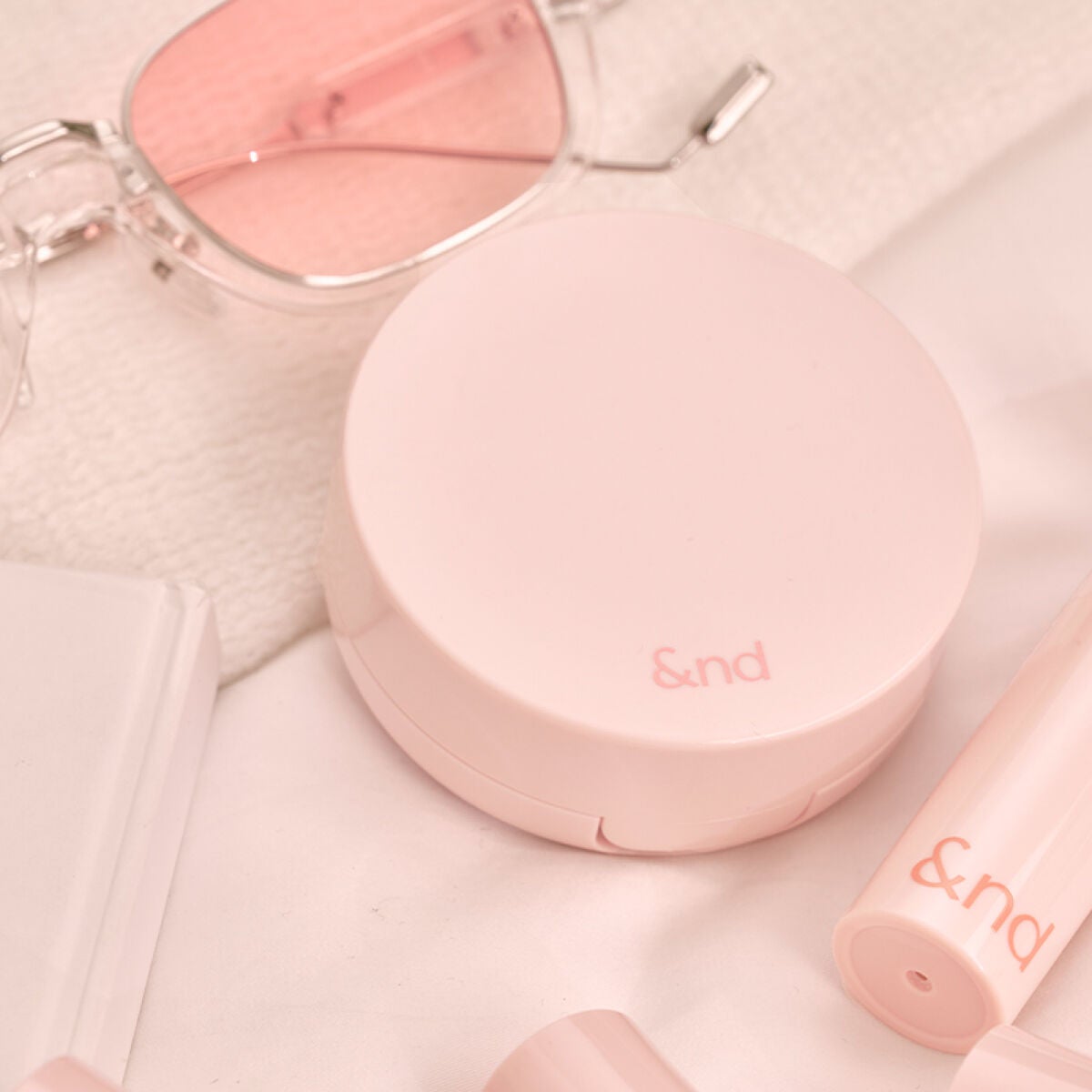 アンドバイロムアンド メロウマットクッション &nd by rom&nd