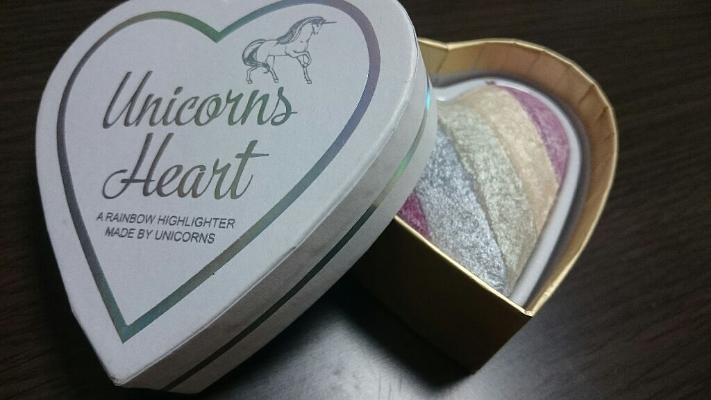 ハートハイライター ユニコーンハート/MAKEUP REVOLUTION/パウダーハイライトを使ったクチコミ（1枚目）