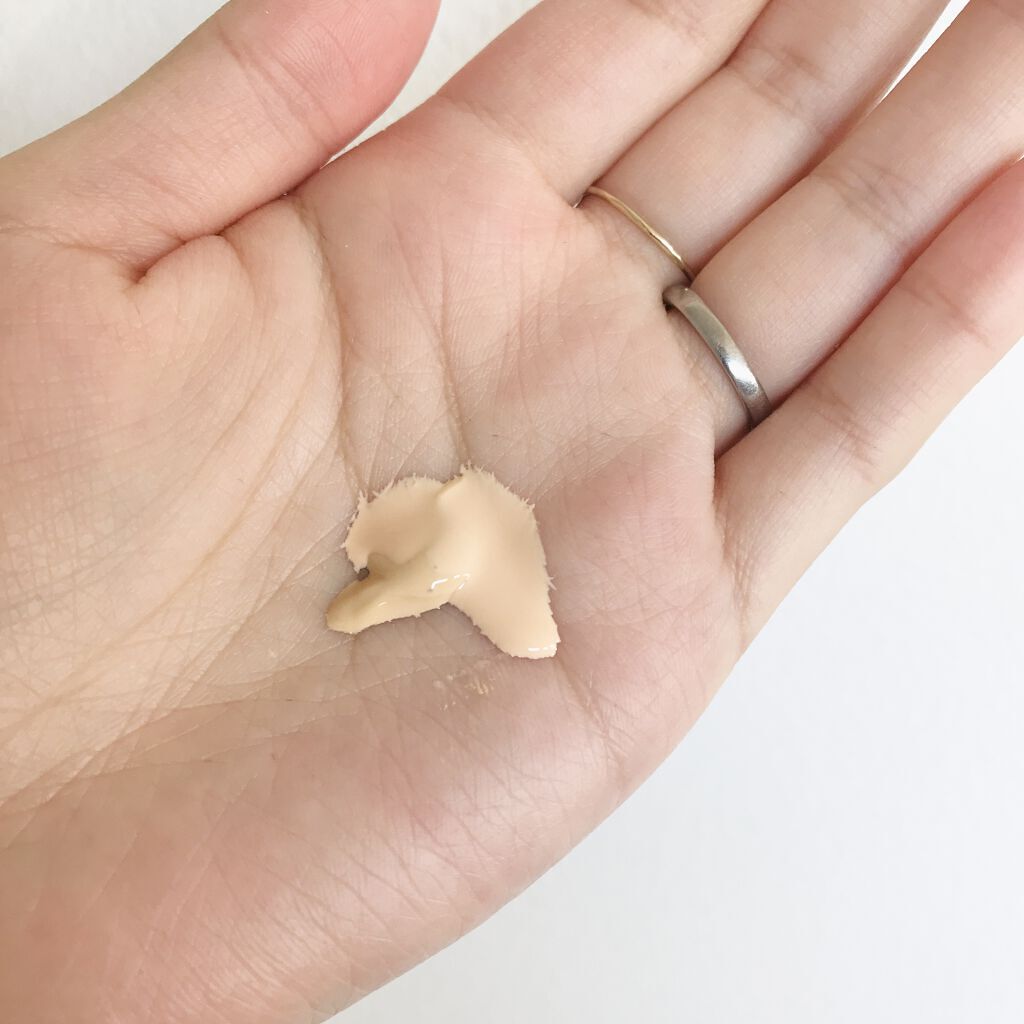 マットシフォン UVホワイトニングベースN/KiSS/化粧下地を使ったクチコミ（2枚目）