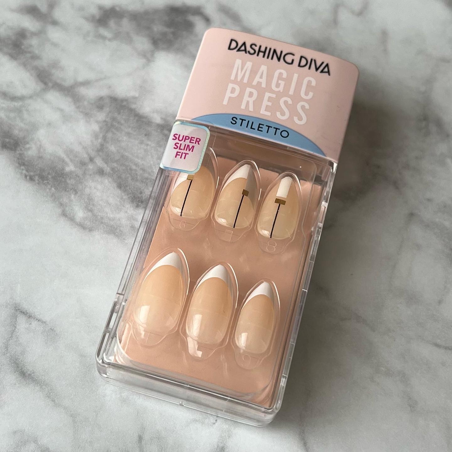 1秒ネイルマジックプレス/DASHINGDIVA MAGICPRESS/ネイルチップ・パーツを使ったクチコミ（2枚目）