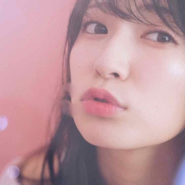 雑談🐰💗
（自分のメモとしても、、◎）


12月3日に発売される
NMB48アカリンのムック本第1弾💄💕

色がめちゃかわいいー(´；ω；`)💗

これ一本でうるうる唇完成〜💋❣️
ティント効果もある