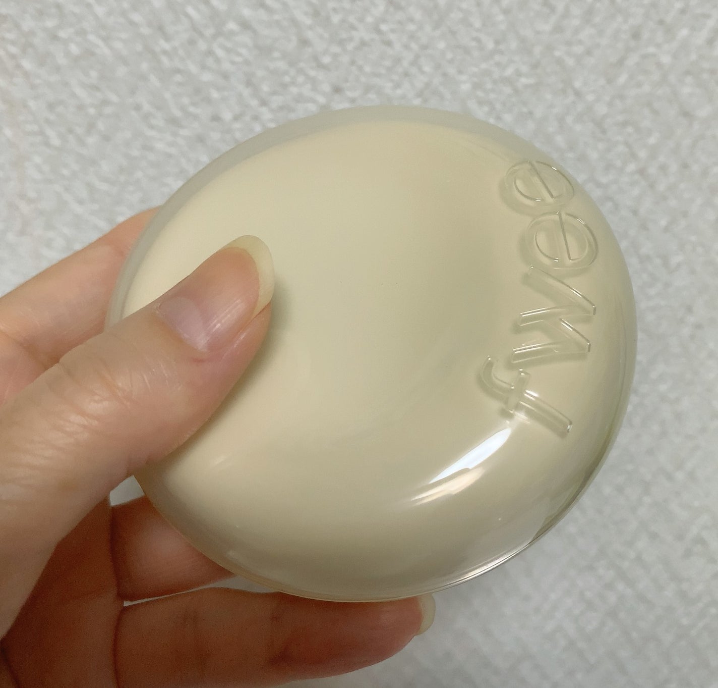 フィー クッションエッグフィットカバー/fwee/クッションファンデーションを使ったクチコミ(2枚目)