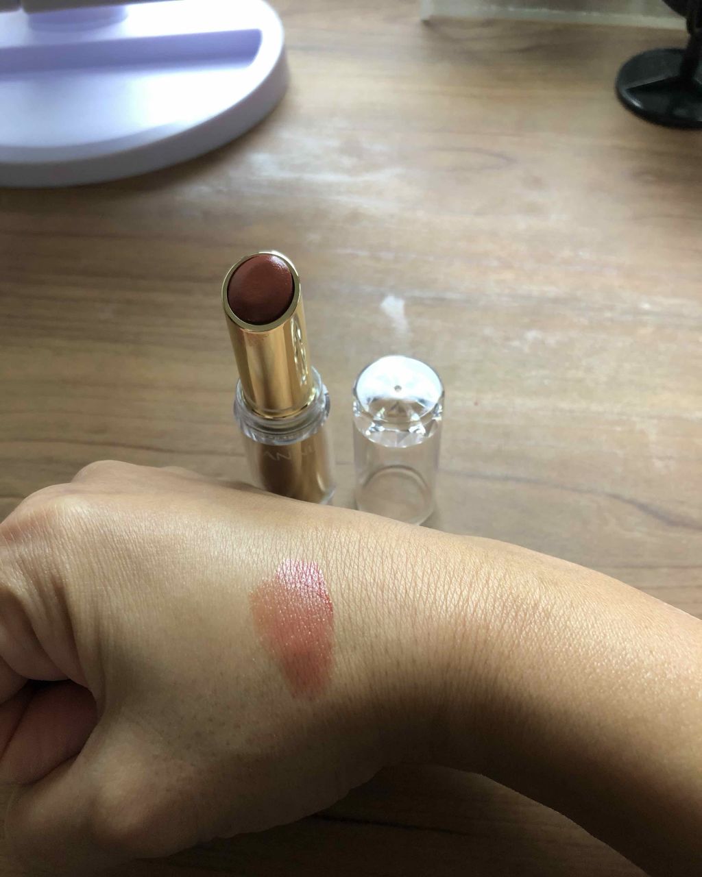 ラスティンググロスリップ/CEZANNE/口紅を使ったクチコミ(2枚目)