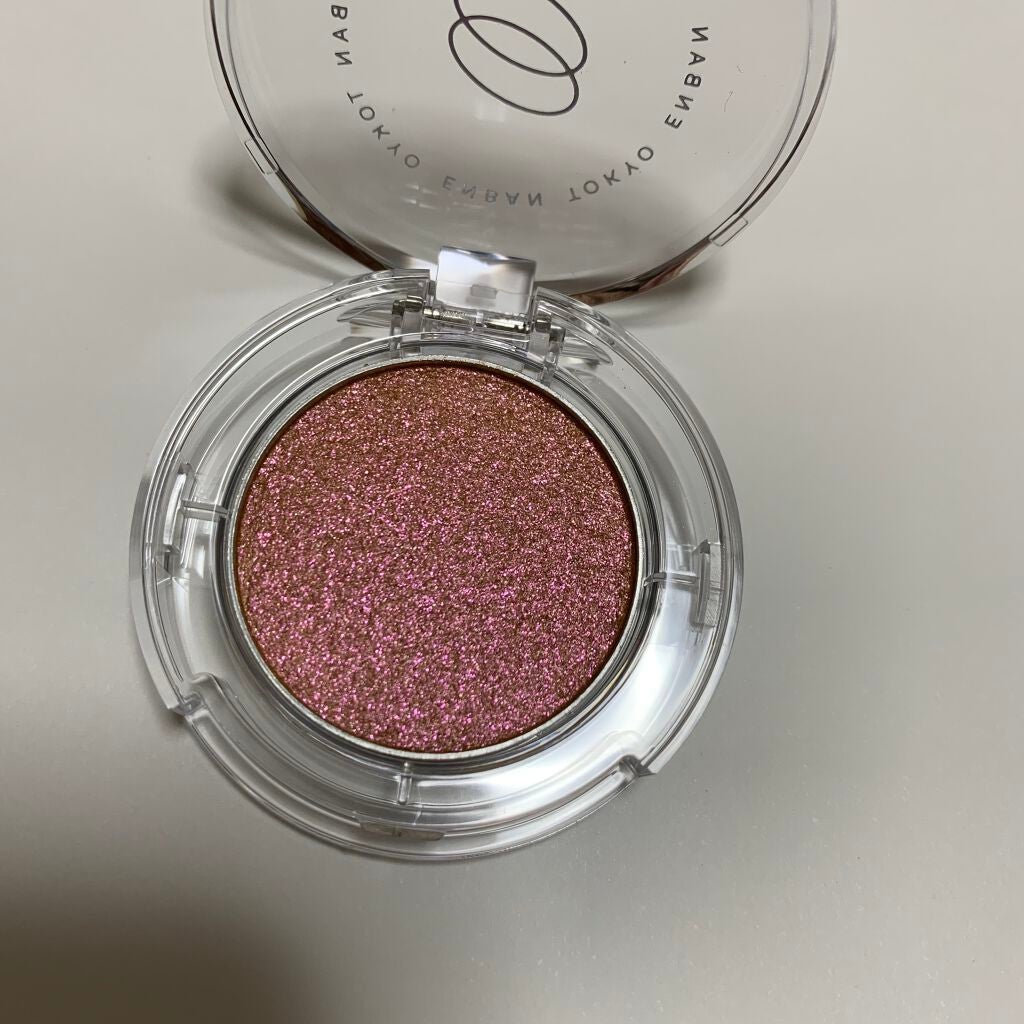 マルチグリッターカラー/ENBAN TOKYO/単色アイシャドウを使ったクチコミ(2枚目)