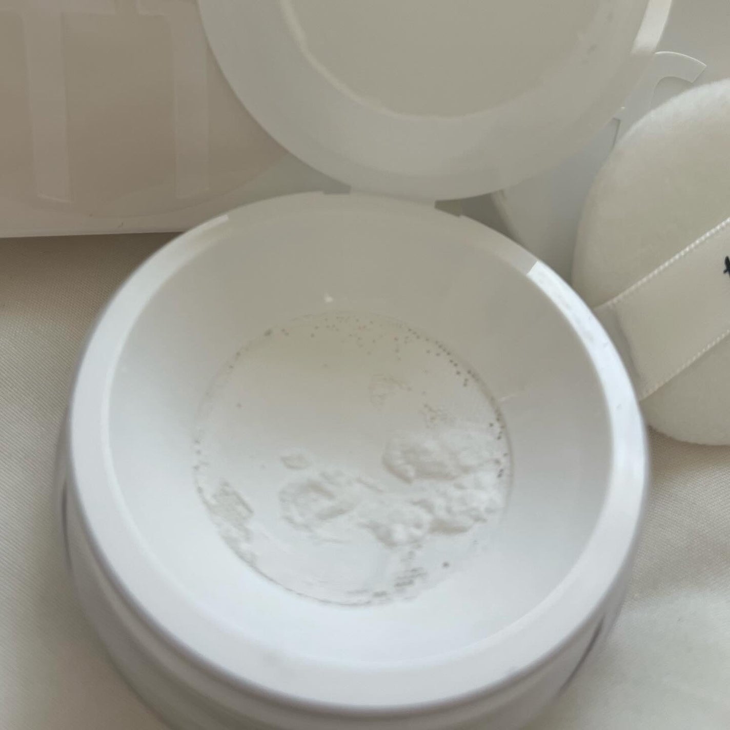 トランスルーセントセットフィニッシングパウダー/TFIT/ルースパウダーを使ったクチコミ(3枚目)