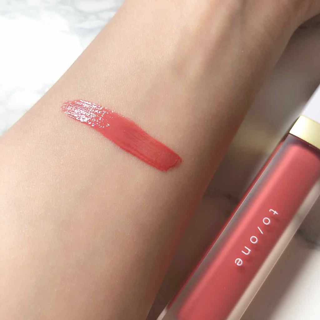 トーン ペタル エッセンス カラー バター/to/one/リップグロスを使ったクチコミ(3枚目)