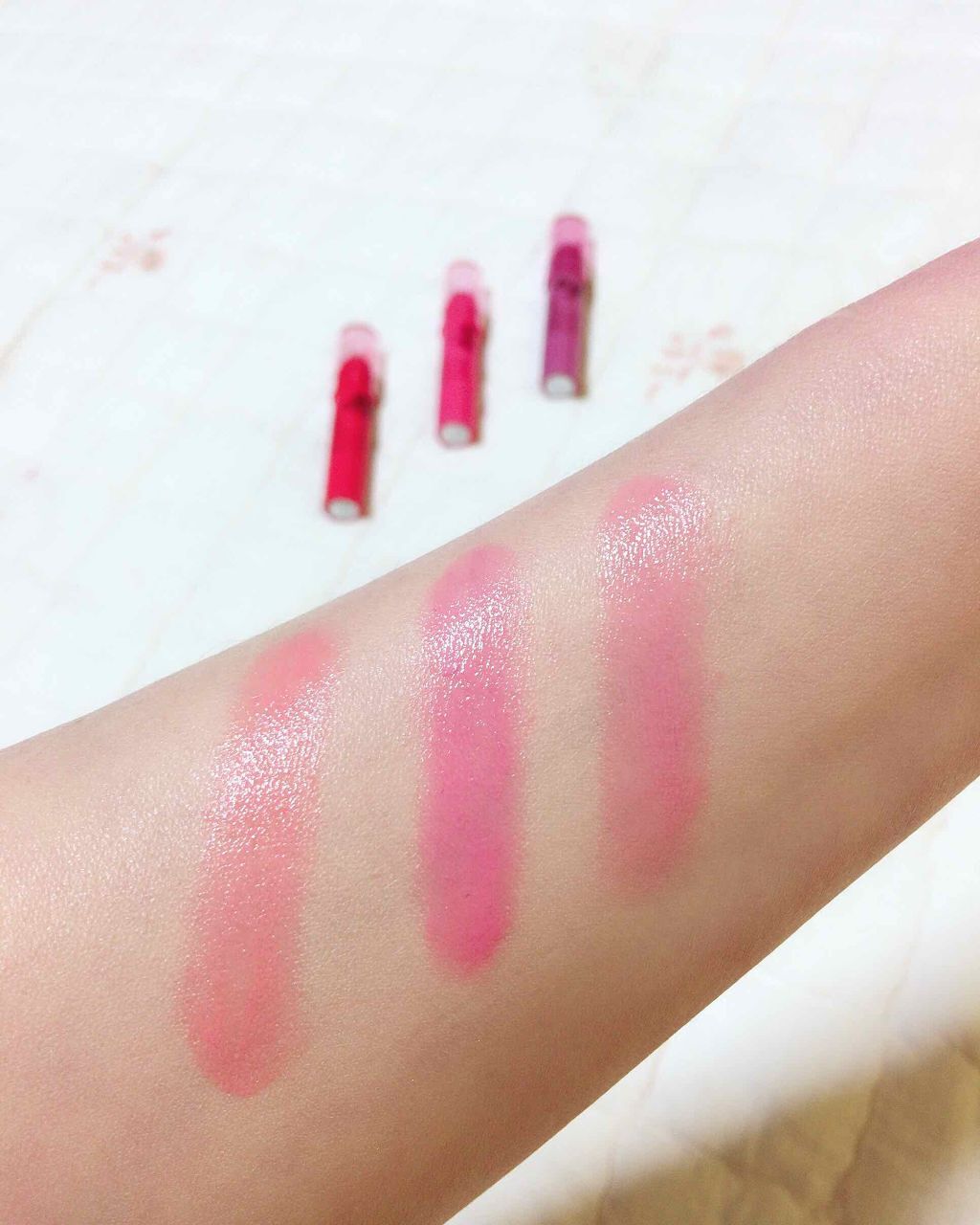 REVLON キス バームのクチコミ「レブロン キス バーム

🍎020CRISP APPLE(アップルの香り)
🍒030SWEET.....」（3枚目）