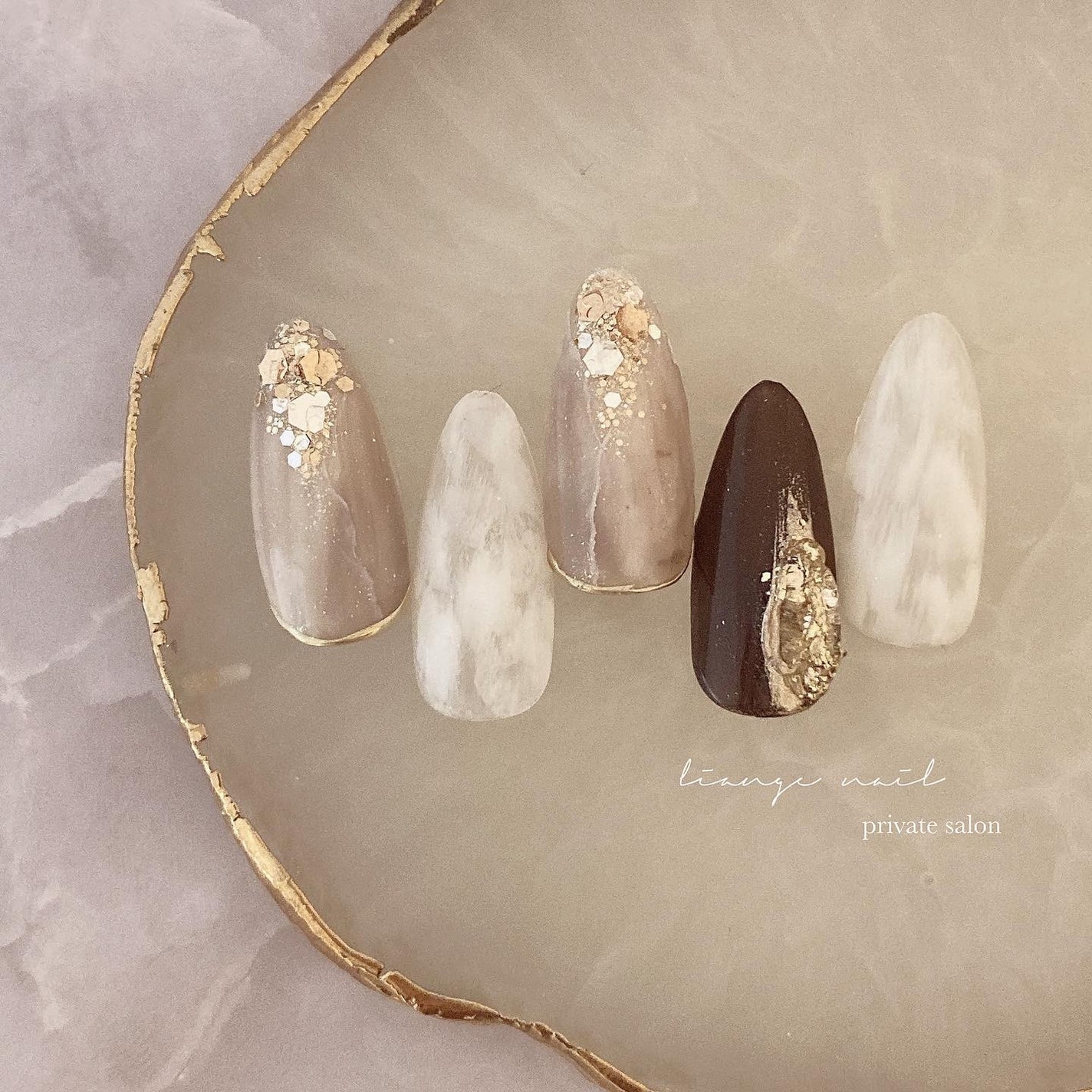 Yuki on LIPS 「.new✨...使用item↓▫︎MirrorPowder-g..」(1枚目)