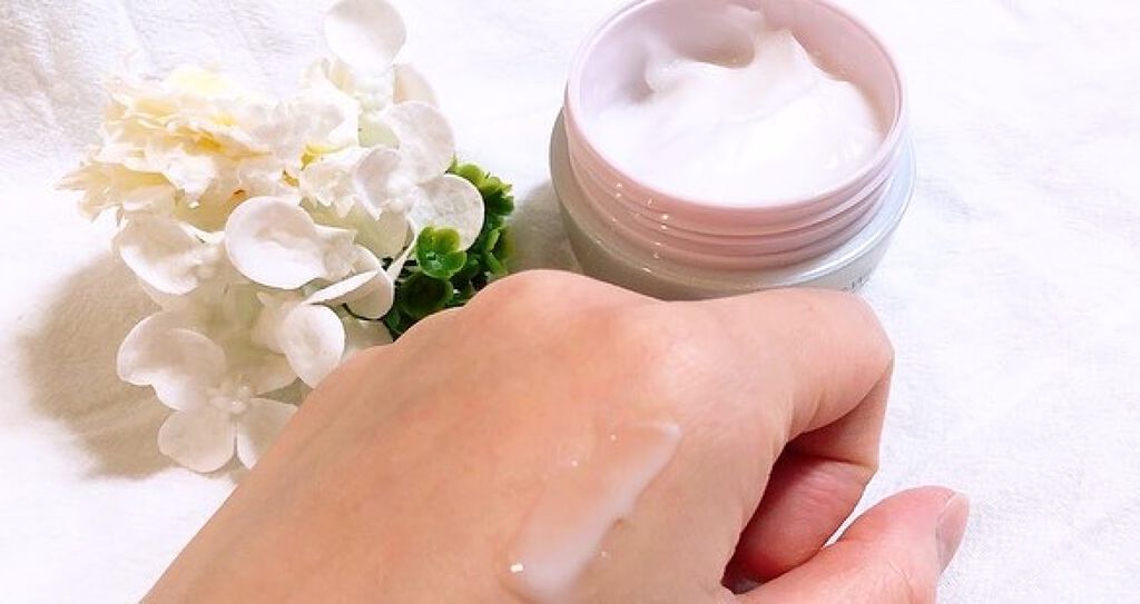 リンクル＆ホワイト スキンパーフェクション ジェル/ミキモト コスメティックス/オールインワン化粧品を使ったクチコミ（3枚目）