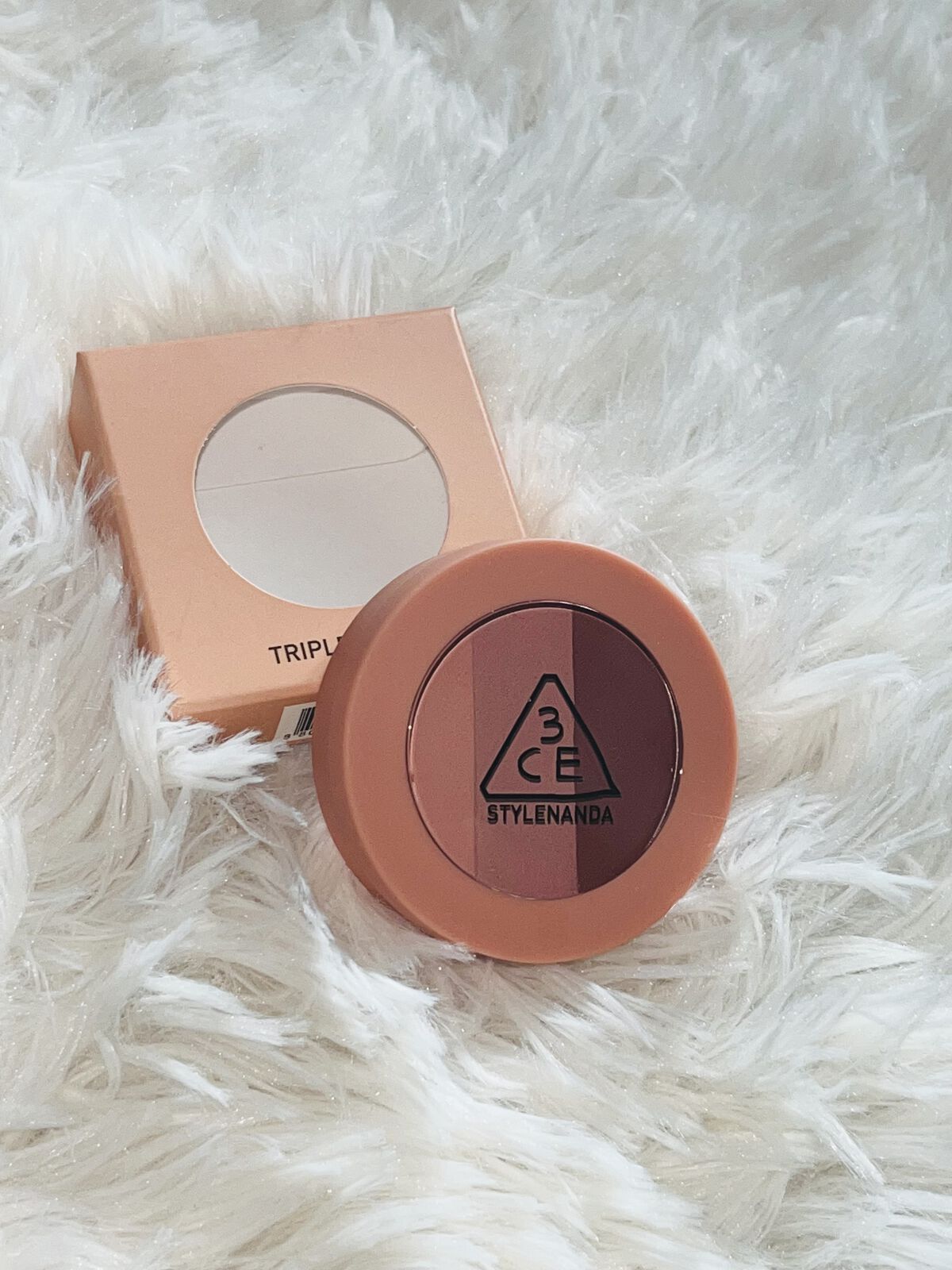 3CE TRIPLE SHADOW #RIGHT AROUND/3CE/アイシャドウパレットを使ったクチコミ（1枚目）