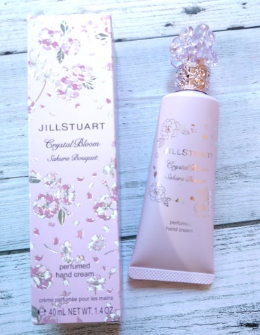 クリスタルブルーム　サクラブーケ　パフュームド ハンドクリーム /JILL STUART/ハンドクリームを使ったクチコミ（1枚目）