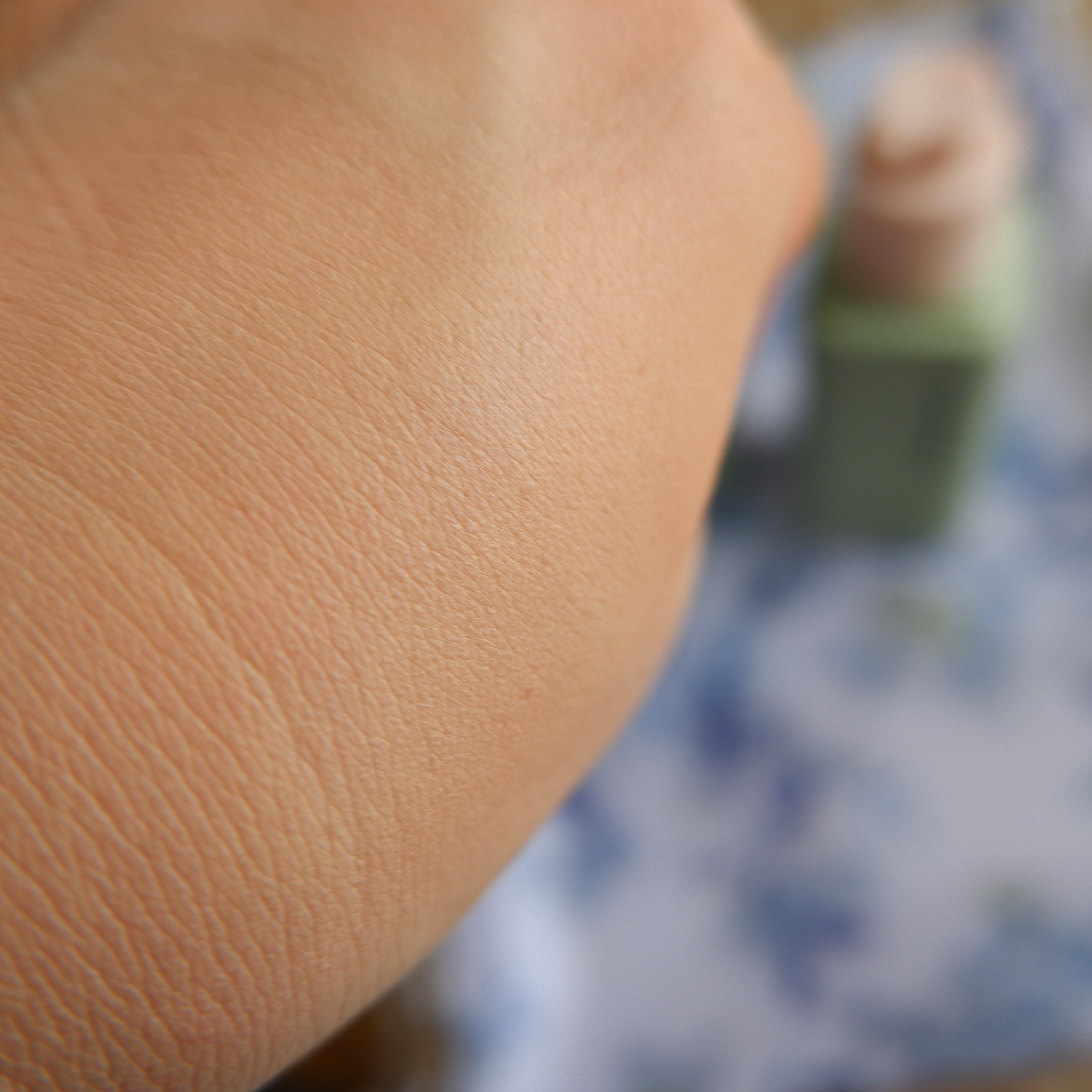 ジヴェルニー 密着カバーファンデーション 22C ロージーベージュ/GIVERNY/リキッドファンデーションを使ったクチコミ（3枚目）