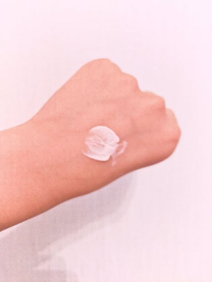 すっぴんクリーム マシュマロマット(パステルローズの香り)/クラブ/化粧下地を使ったクチコミ(2枚目)