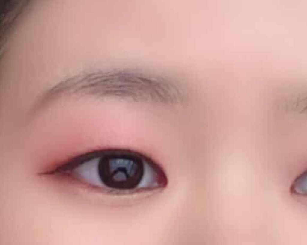 柚香 on LIPS 「一重メイク👀今回は一重メイクしました!これが私の毎日メイクです..」(1枚目)